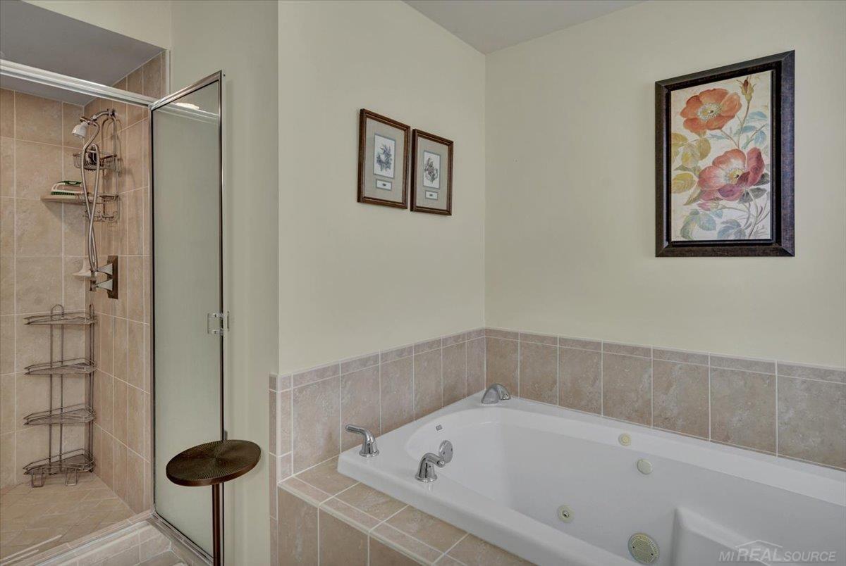 Chesterfield Twp, MI, 48051