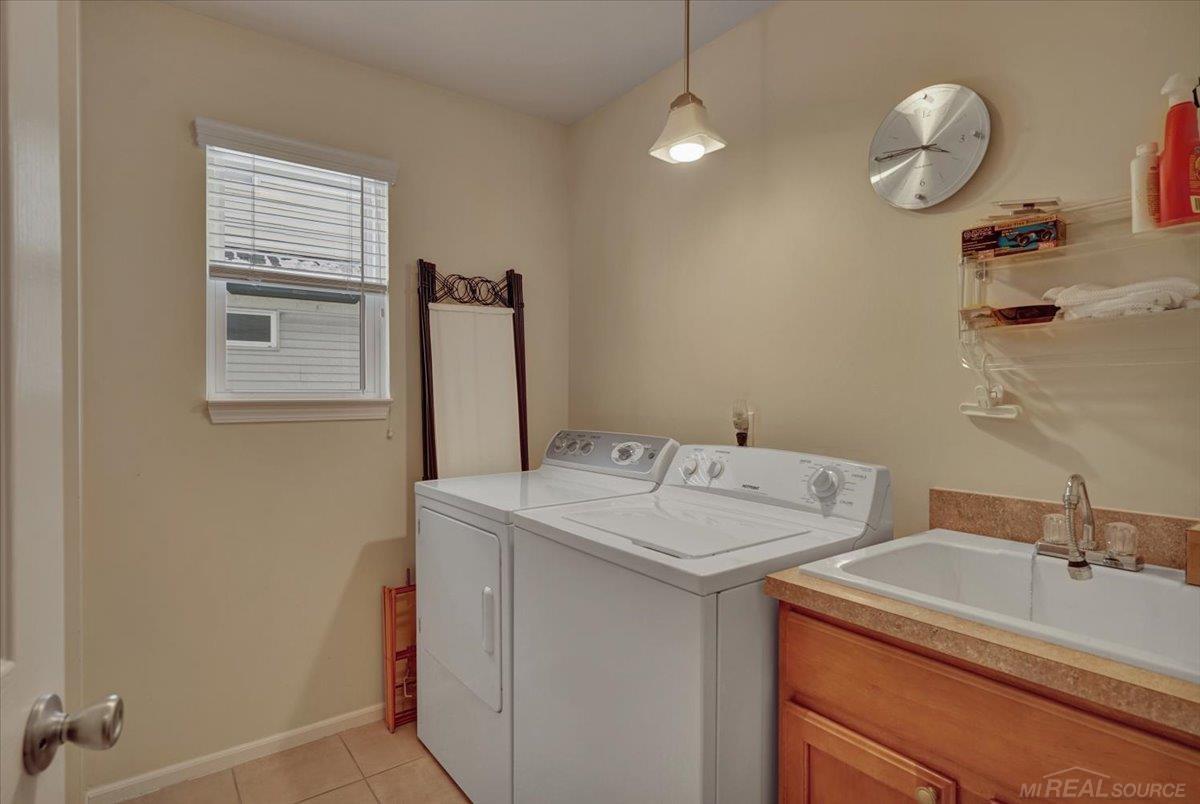 Chesterfield Twp, MI, 48051