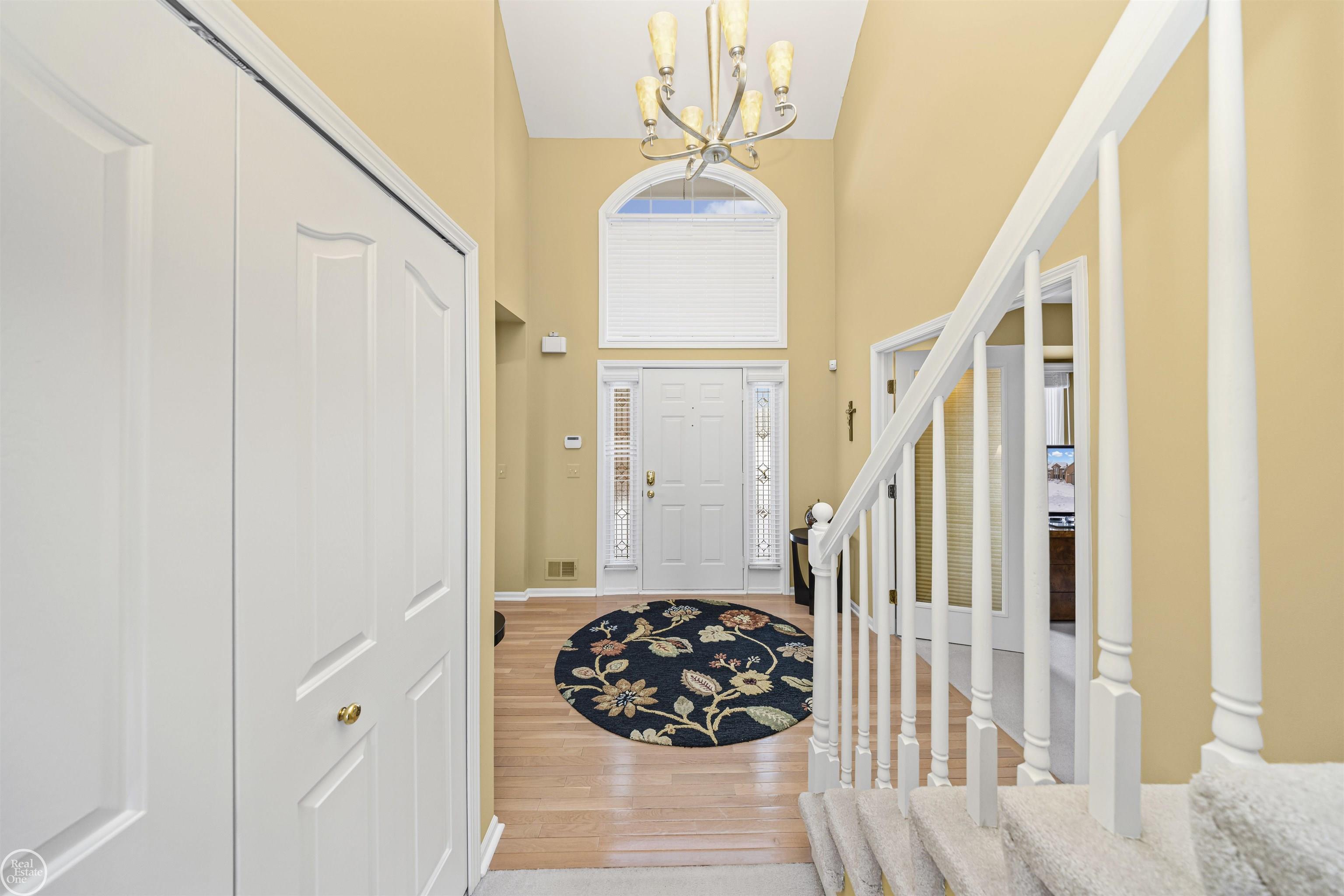 2800 Marissa Way, Shelby Twp, MI, 48316