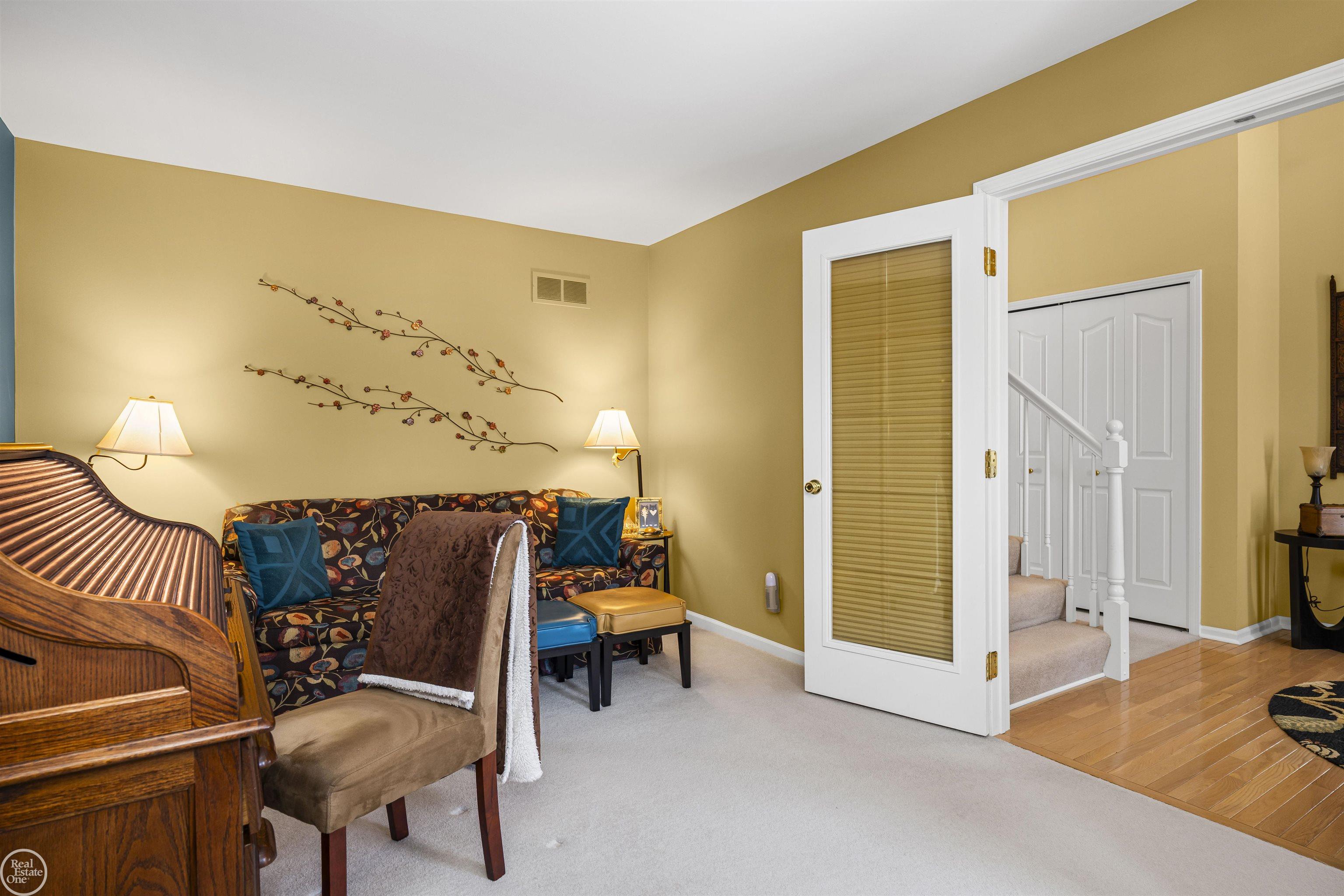 2800 Marissa Way, Shelby Twp, MI, 48316