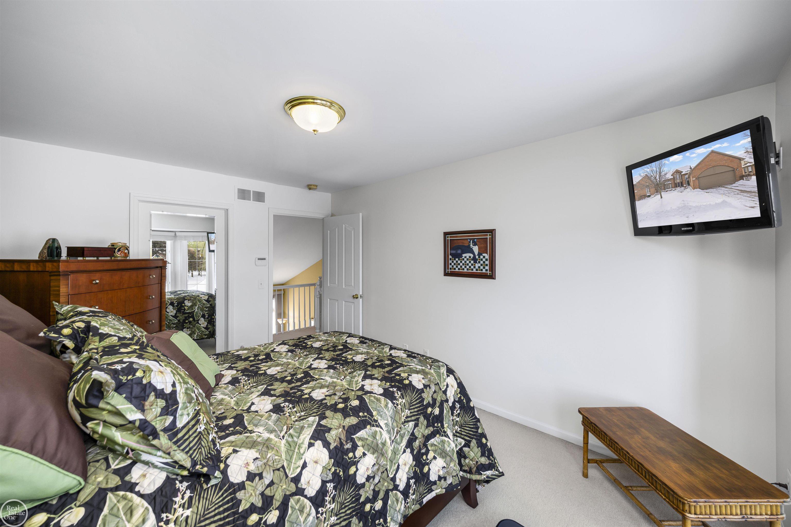 2800 Marissa Way, Shelby Twp, MI, 48316