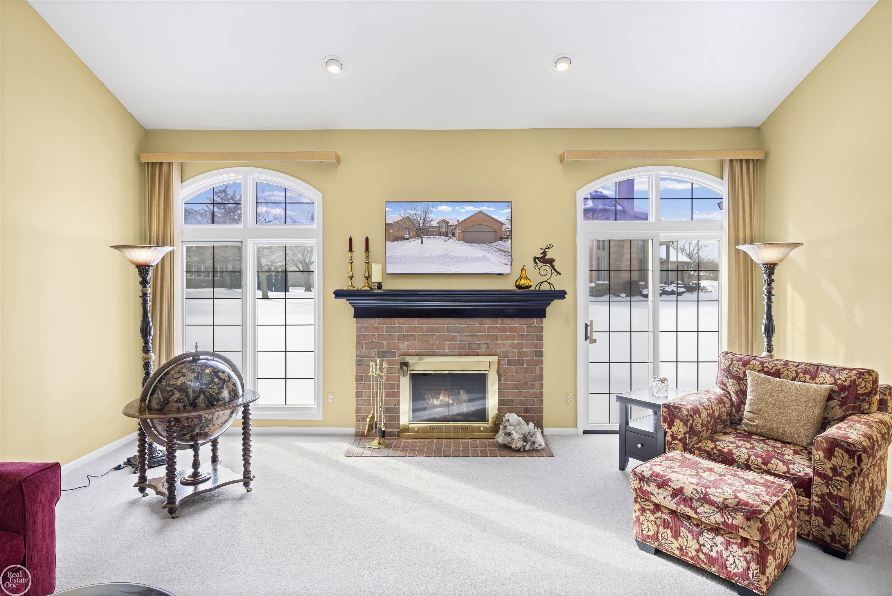 2800 Marissa Way, Shelby Twp, MI, 48316