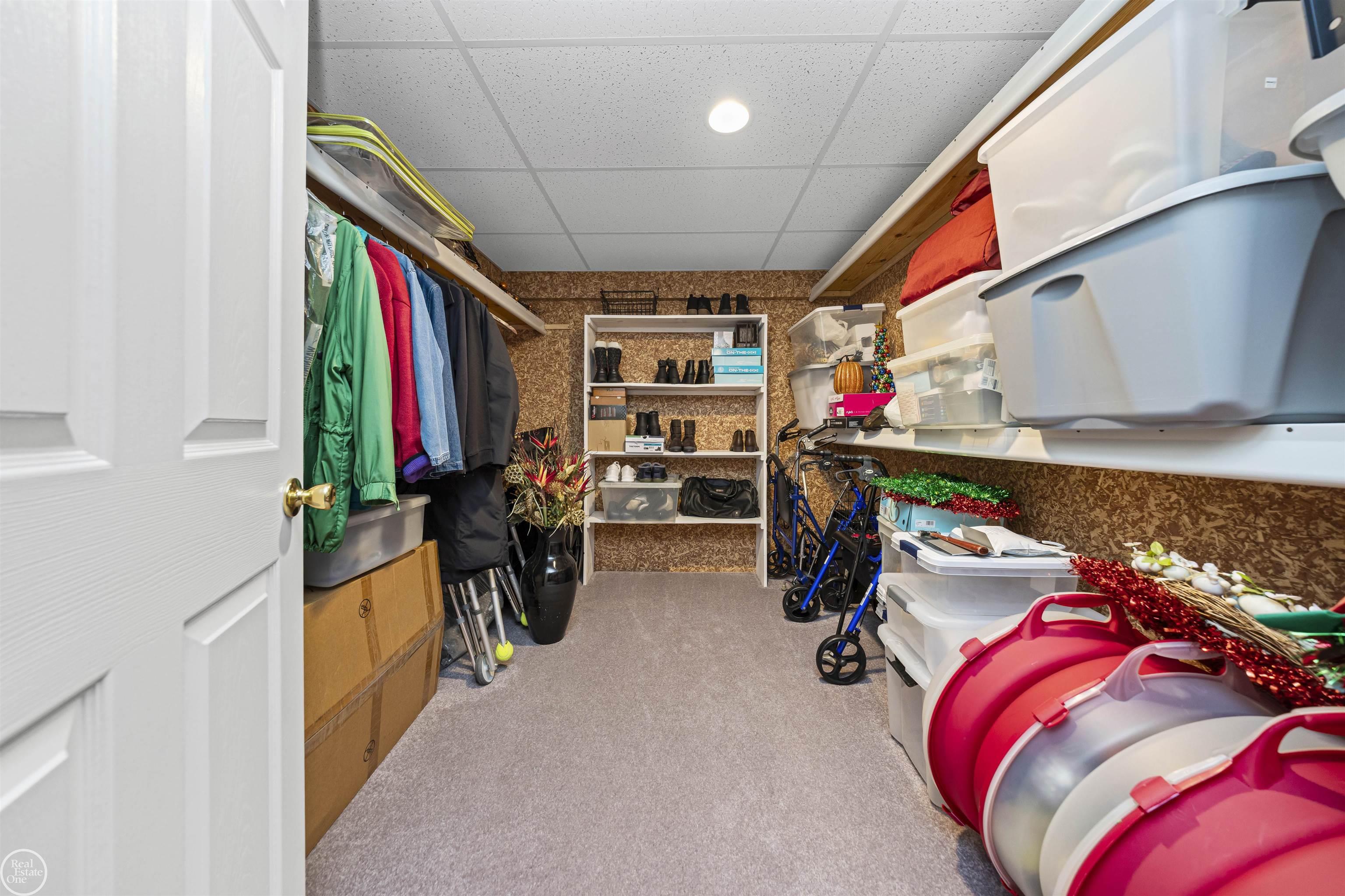 2800 Marissa Way, Shelby Twp, MI, 48316