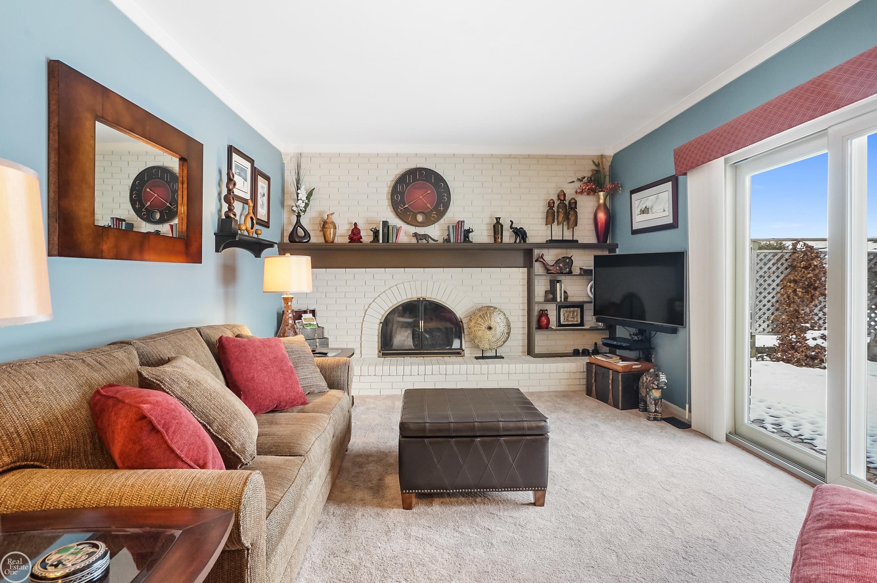 Sterling Heights, MI, 48310