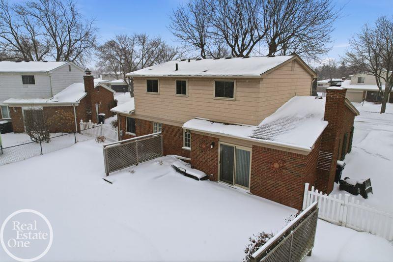 Sterling Heights, MI, 48310