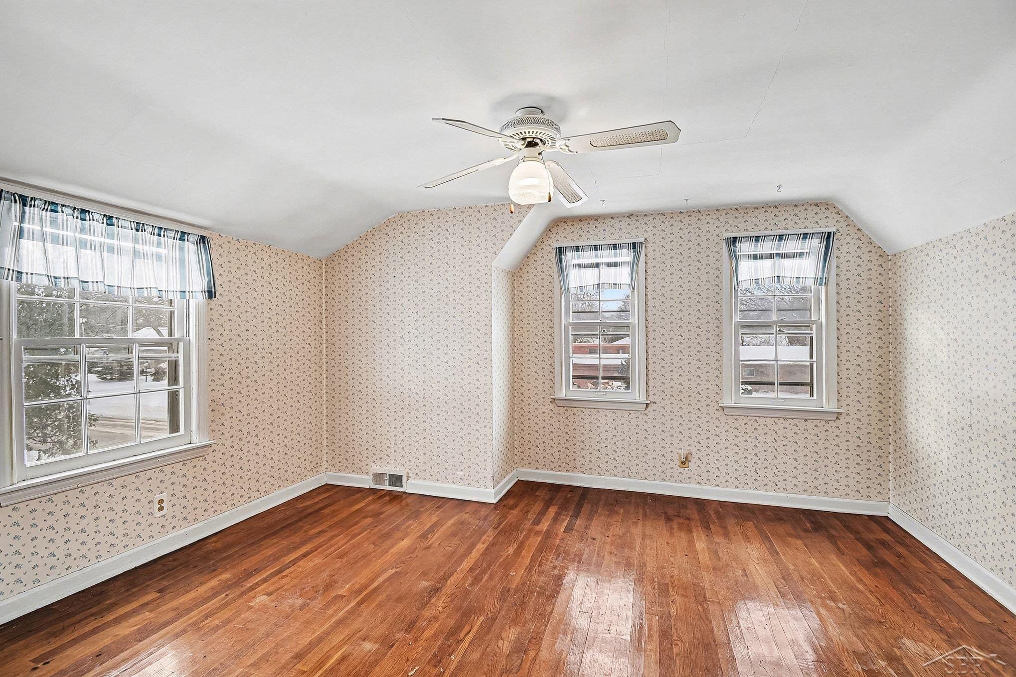 3537 Adams Avenue, Saginaw, MI, 48602