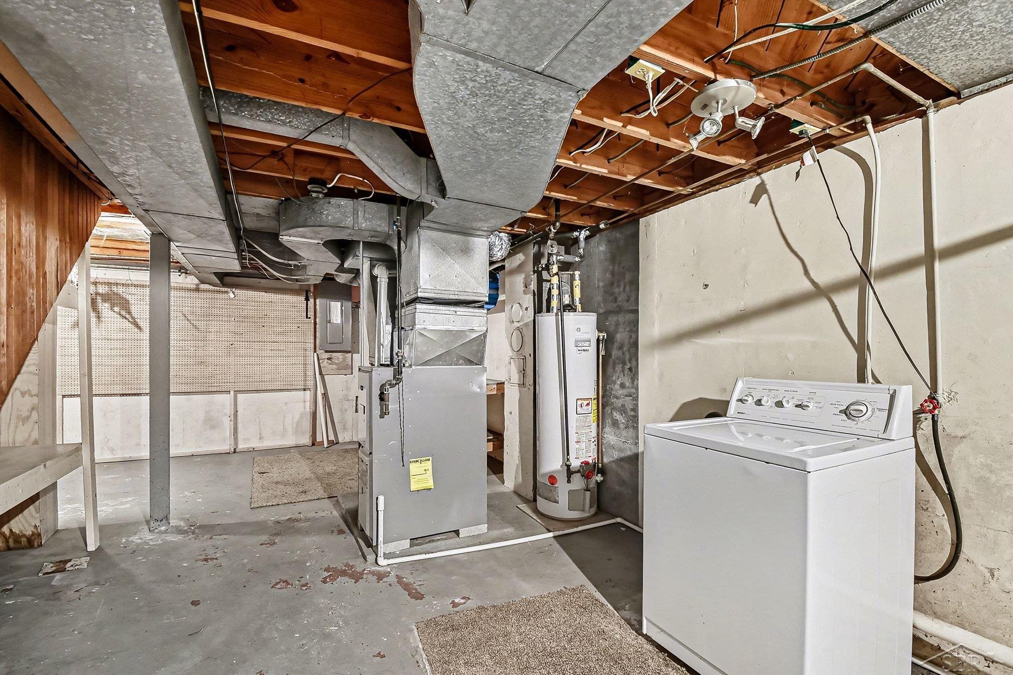 3537 Adams Avenue, Saginaw, MI, 48602