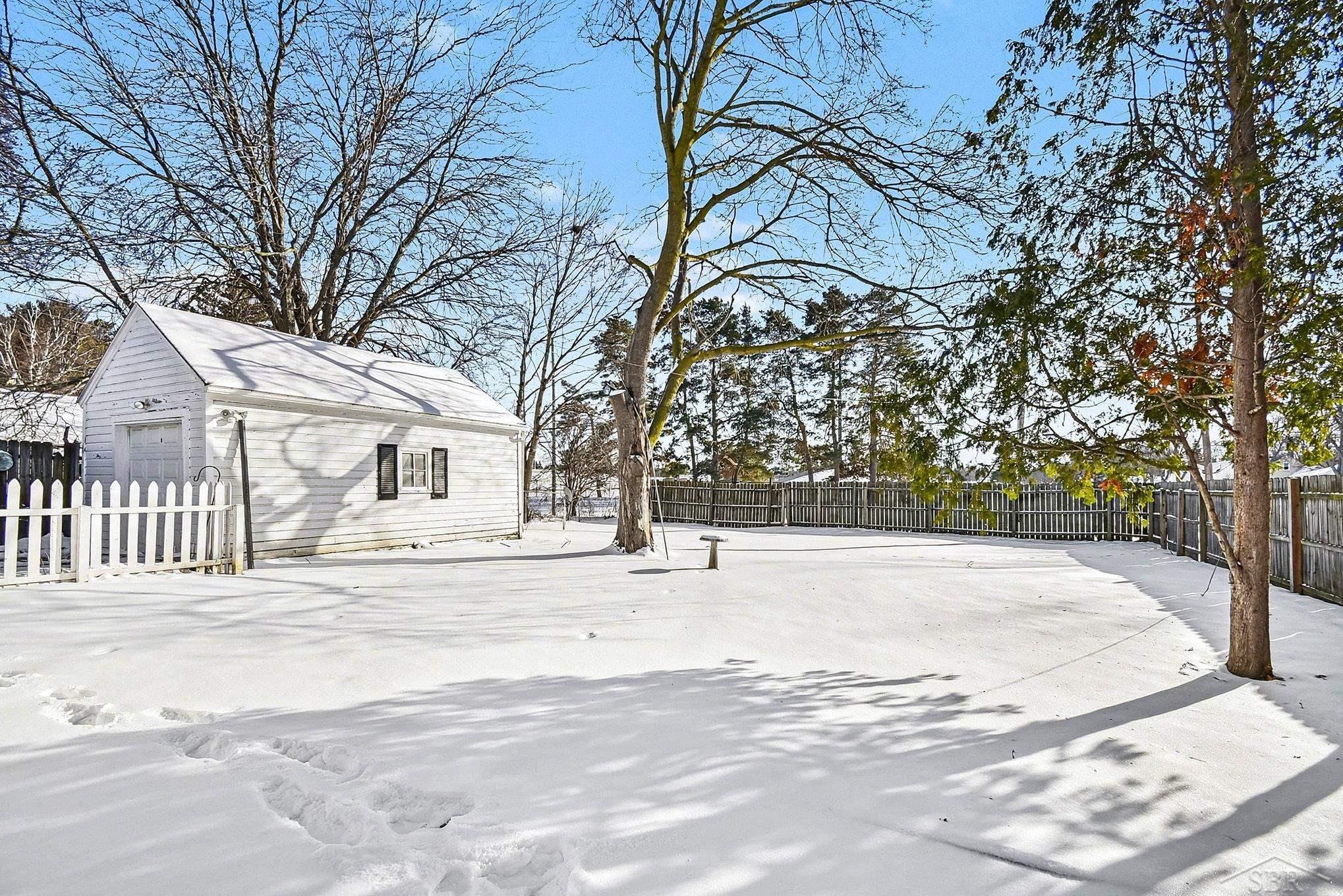 3537 Adams Avenue, Saginaw, MI, 48602