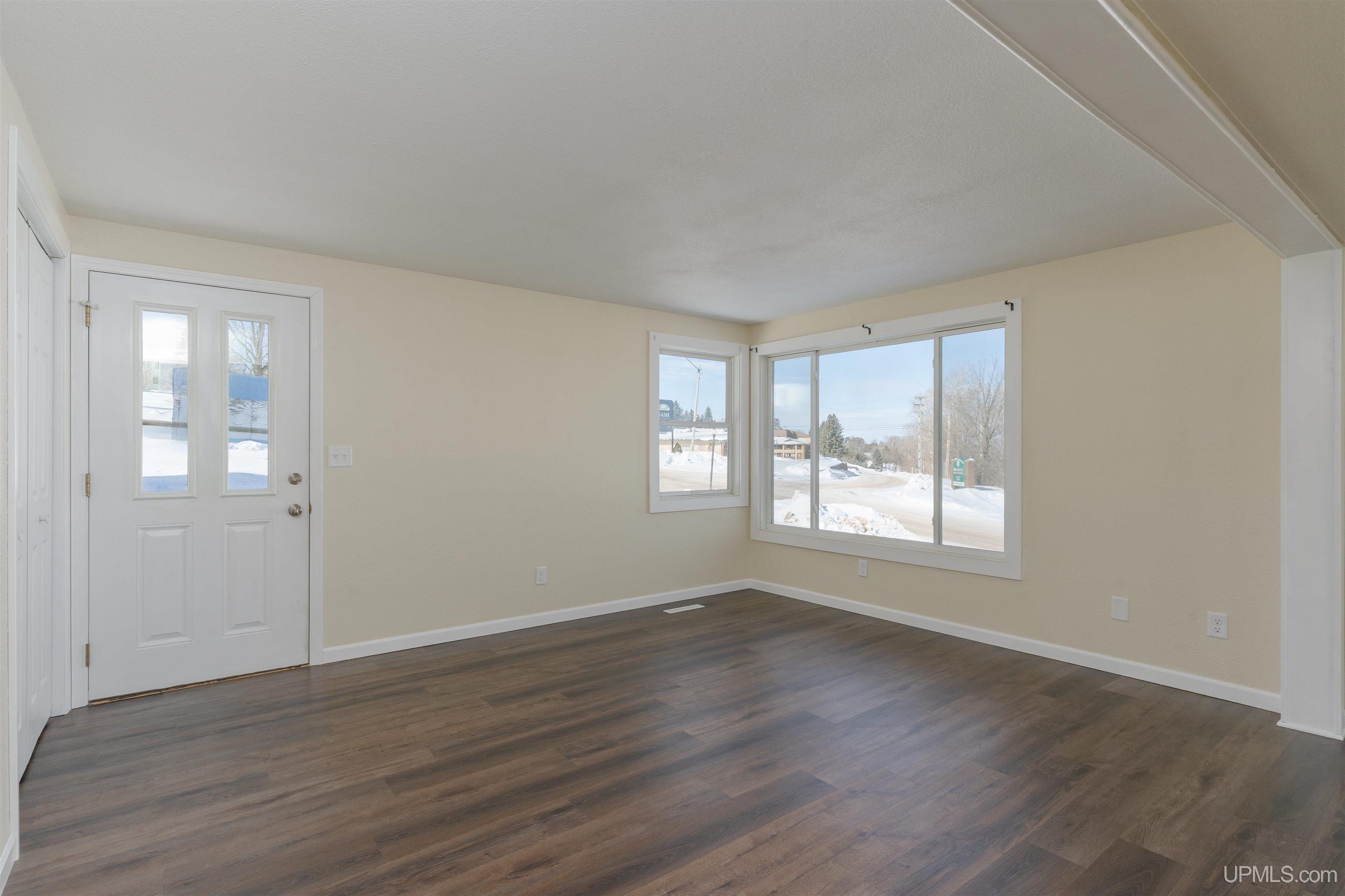 Homes for sale in Crystal Falls, MI | 217 Crystal Ave, Crystal Falls, MI 49920 | MLS# 50198723