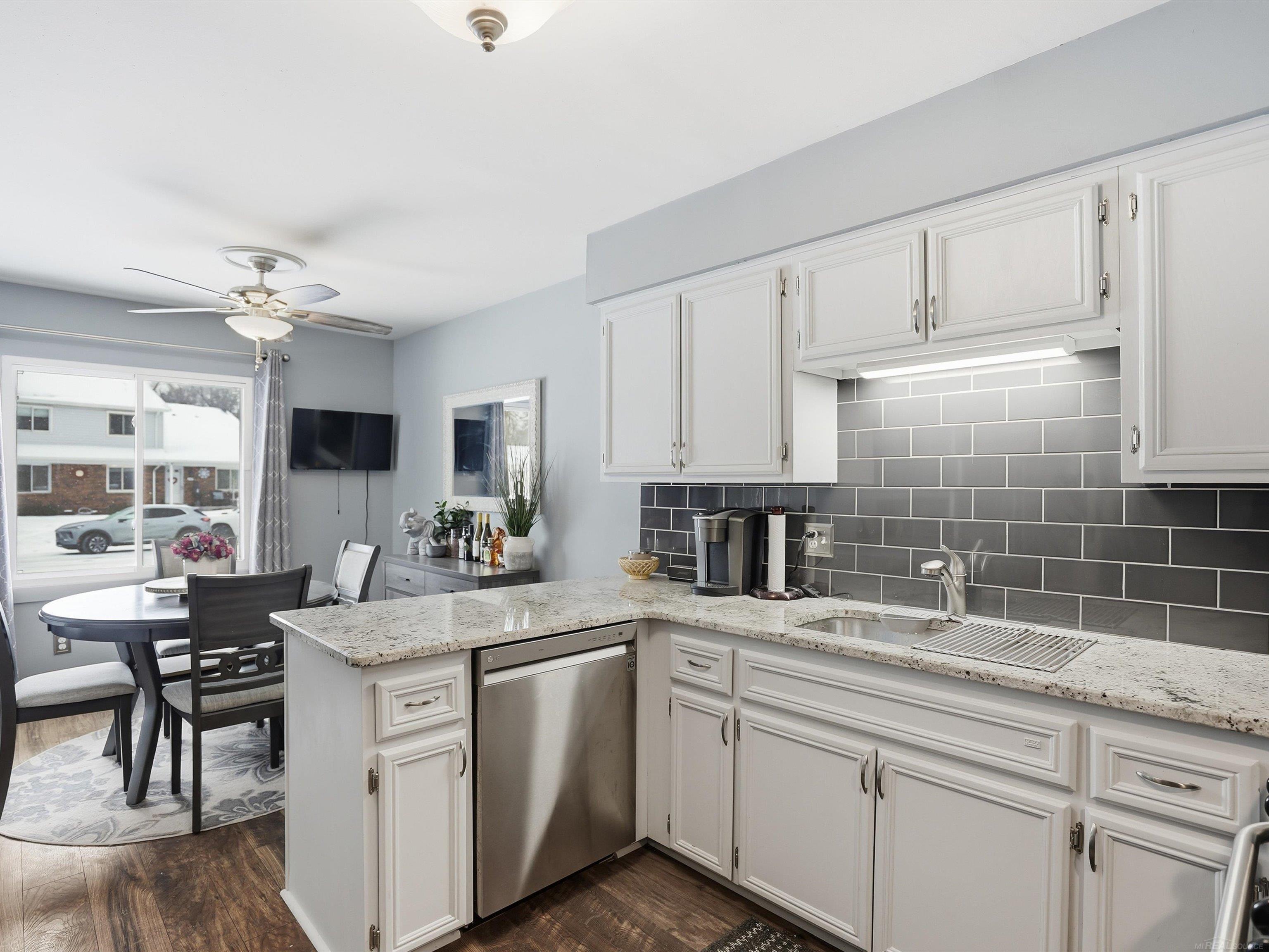 46723 Shelby Court, Shelby Twp, MI, 48317