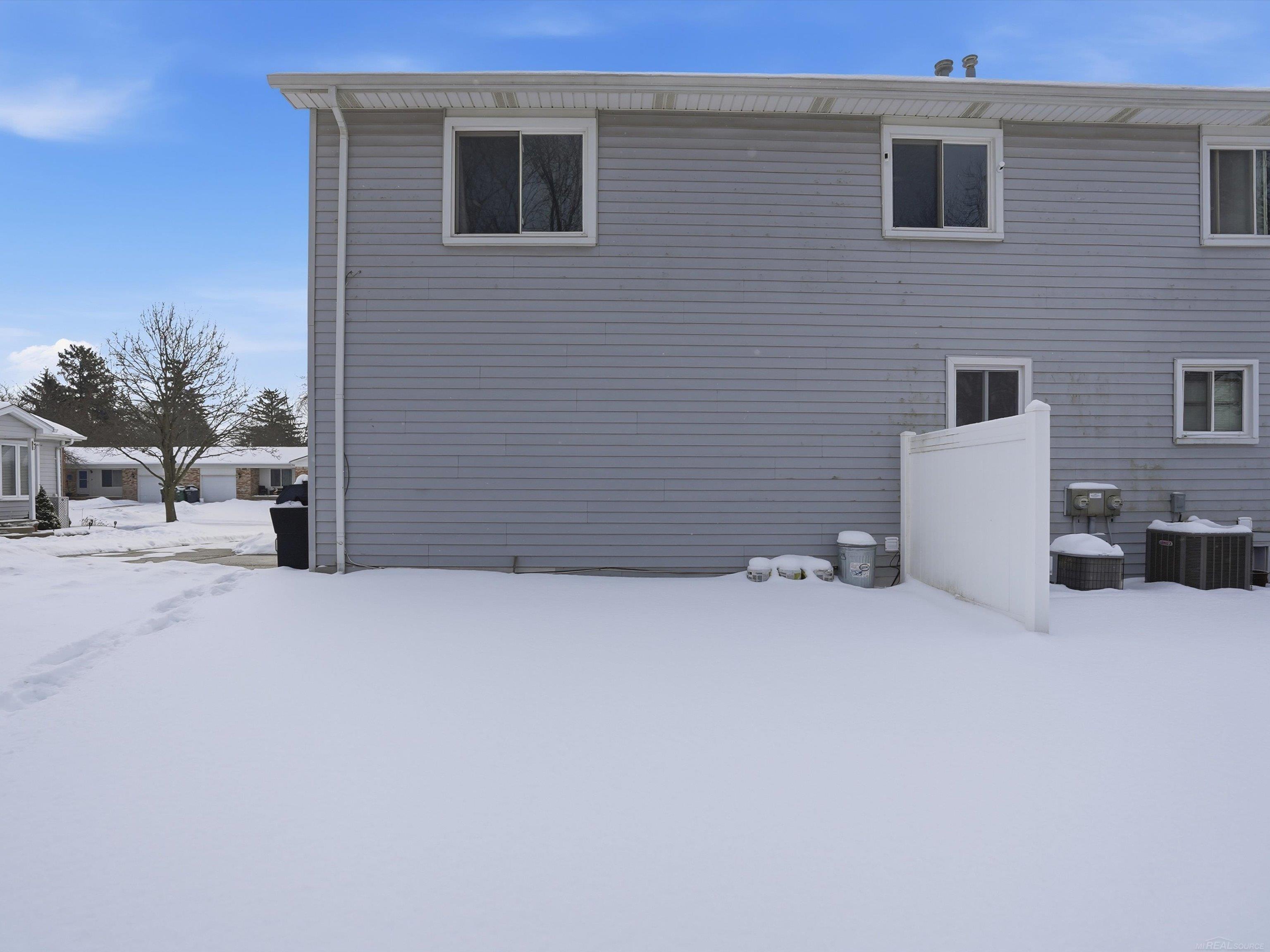 46723 Shelby Court, Shelby Twp, MI, 48317