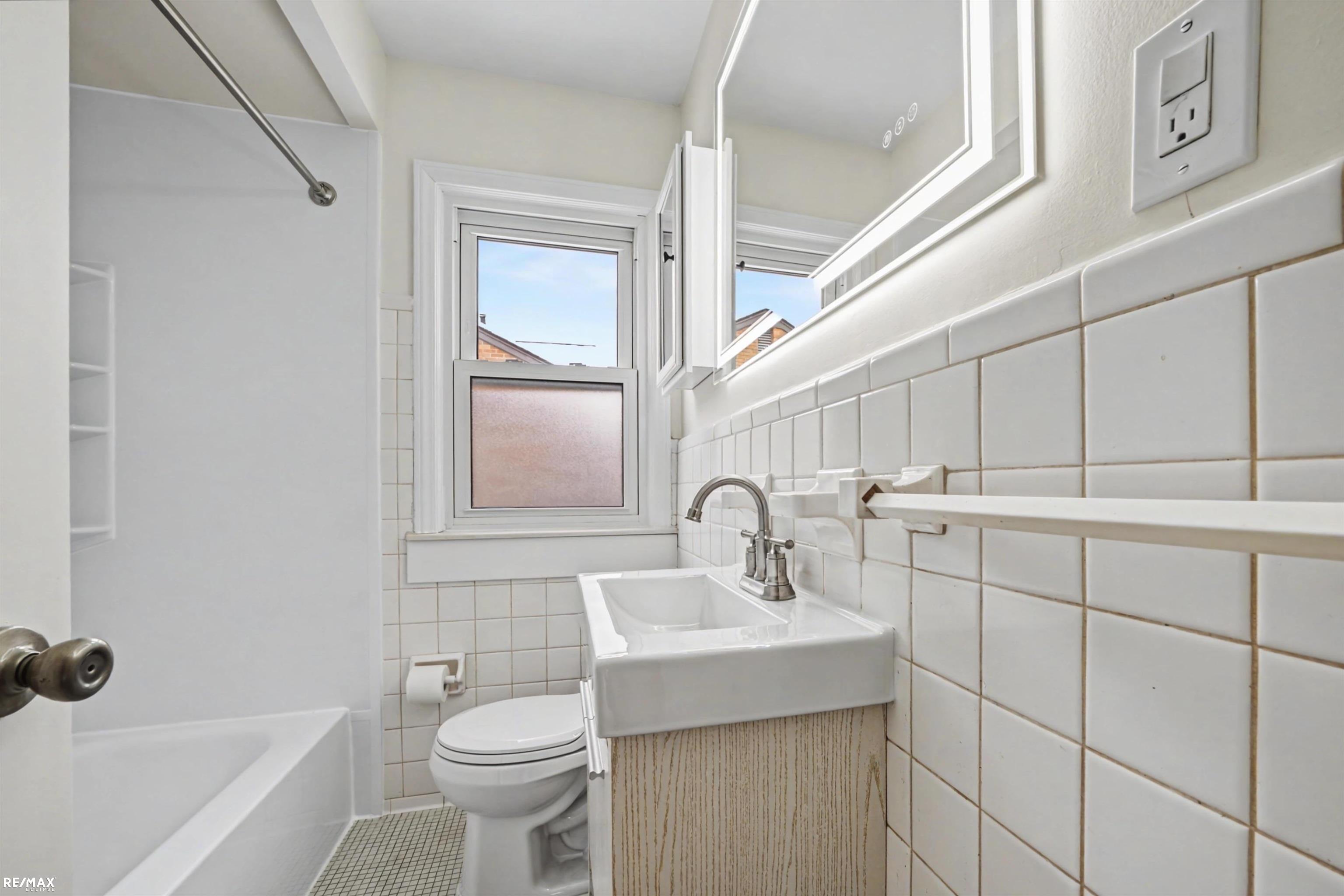 Royal Oak, MI, 48073-3466