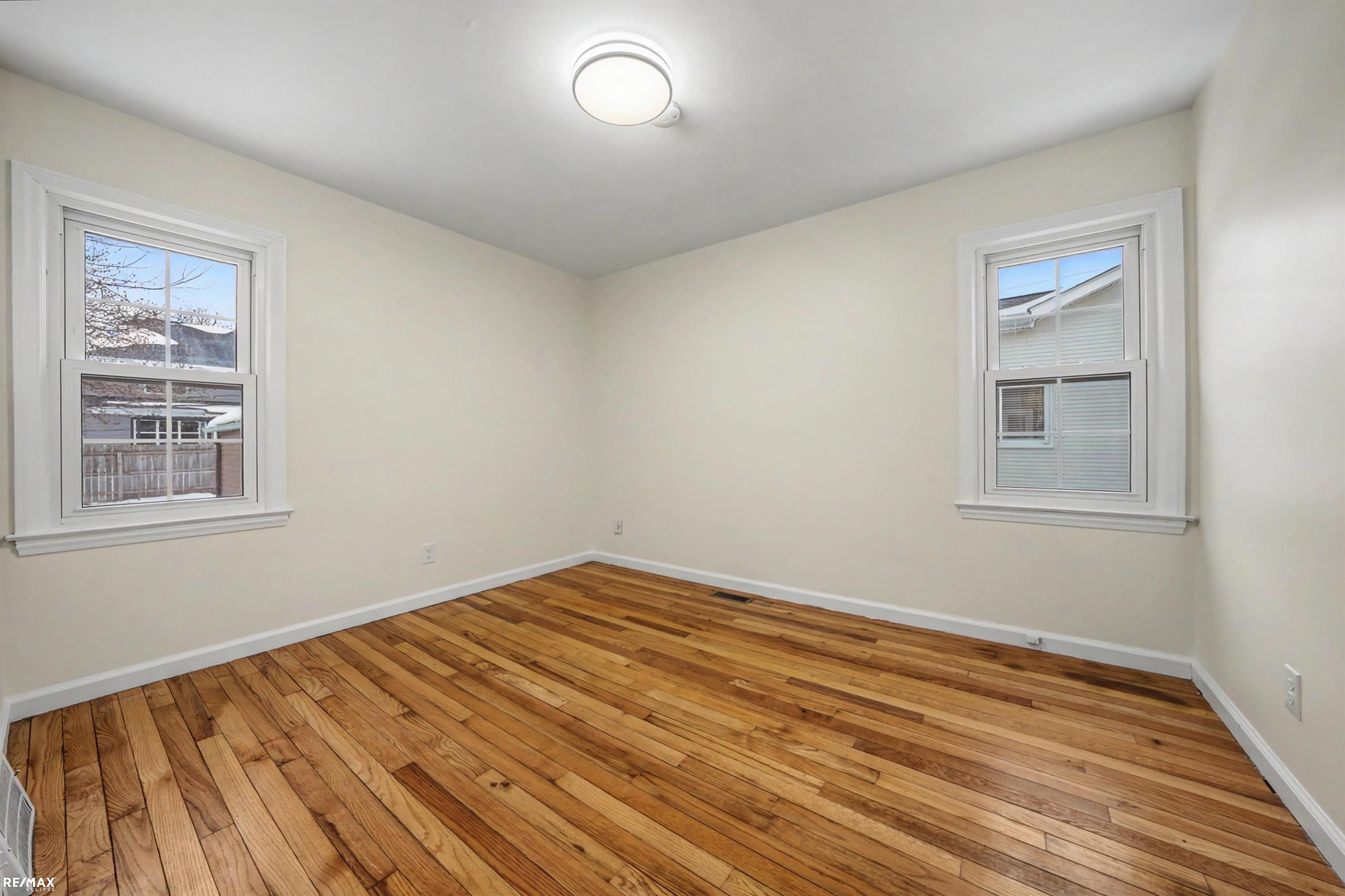 Royal Oak, MI, 48073-3466