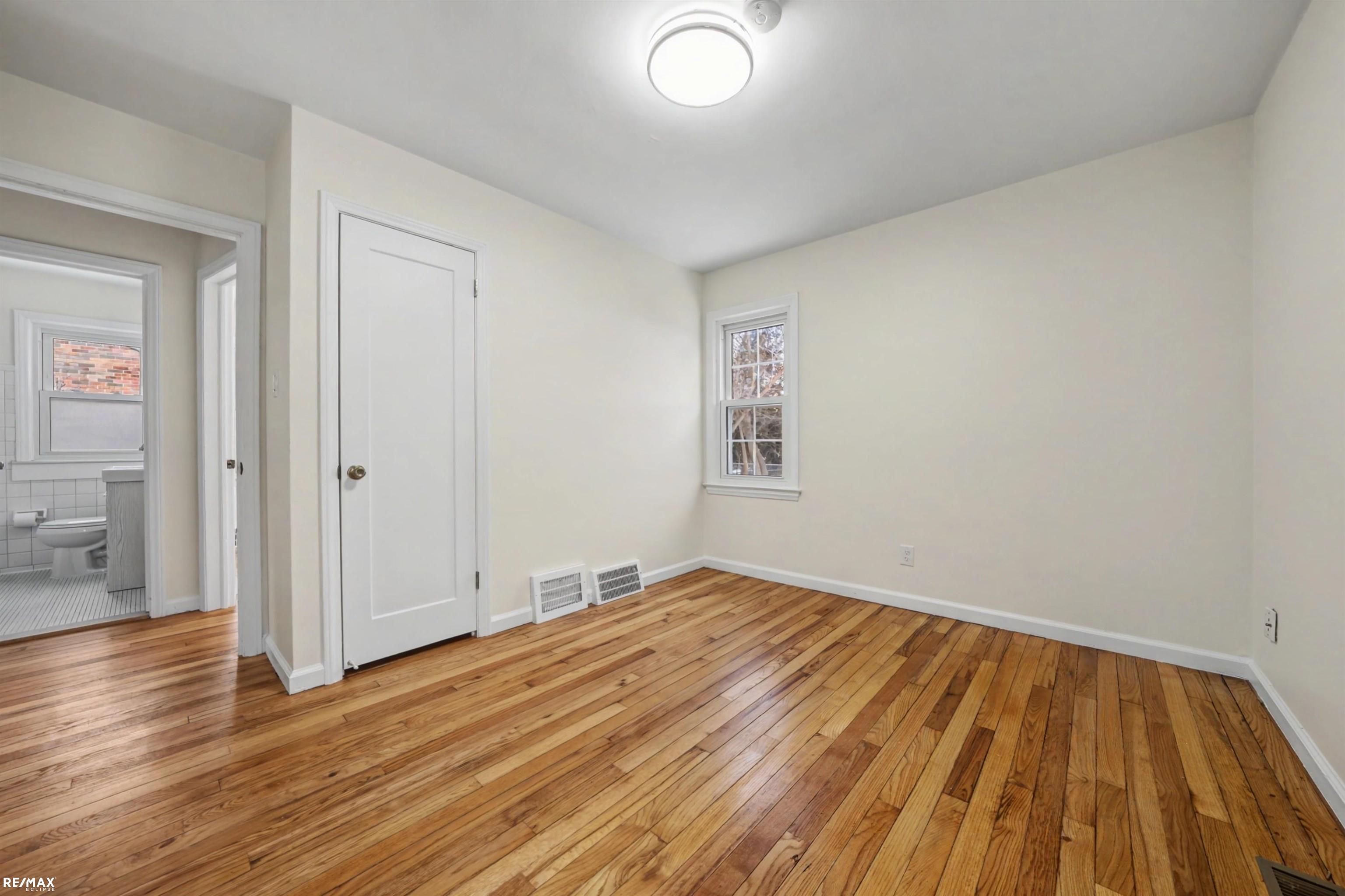 Royal Oak, MI, 48073-3466