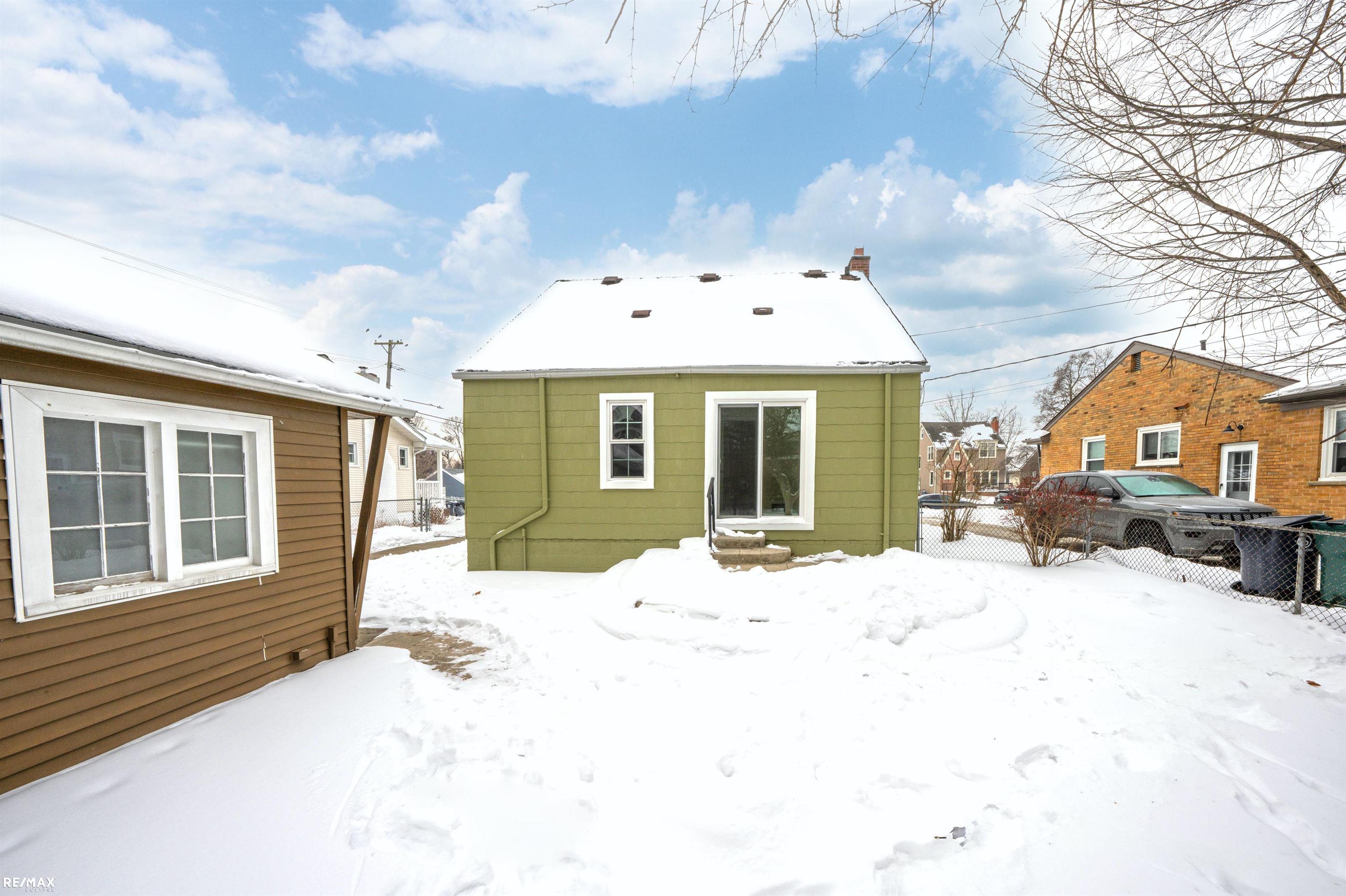 Royal Oak, MI, 48073-3466