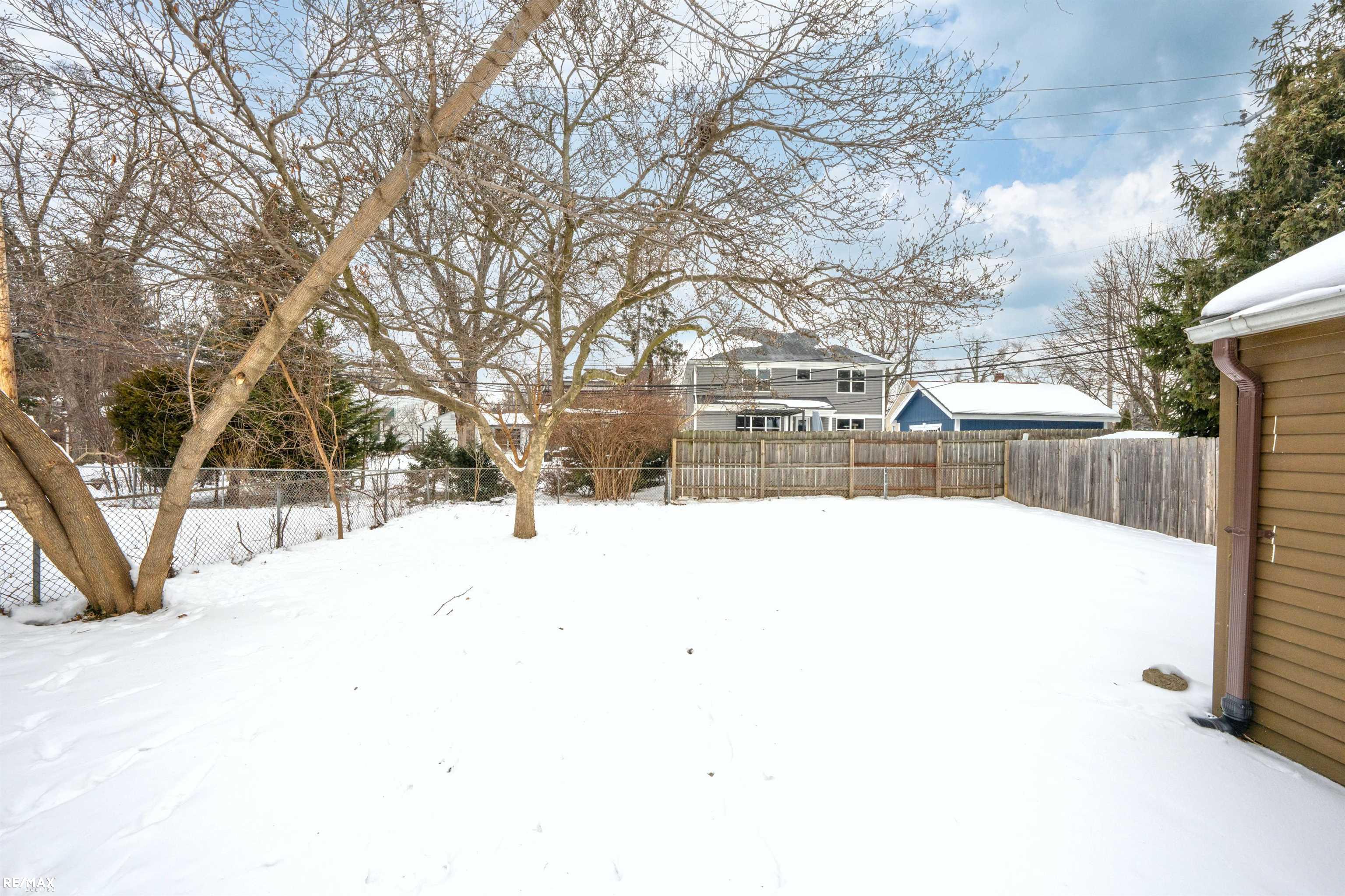 Royal Oak, MI, 48073-3466