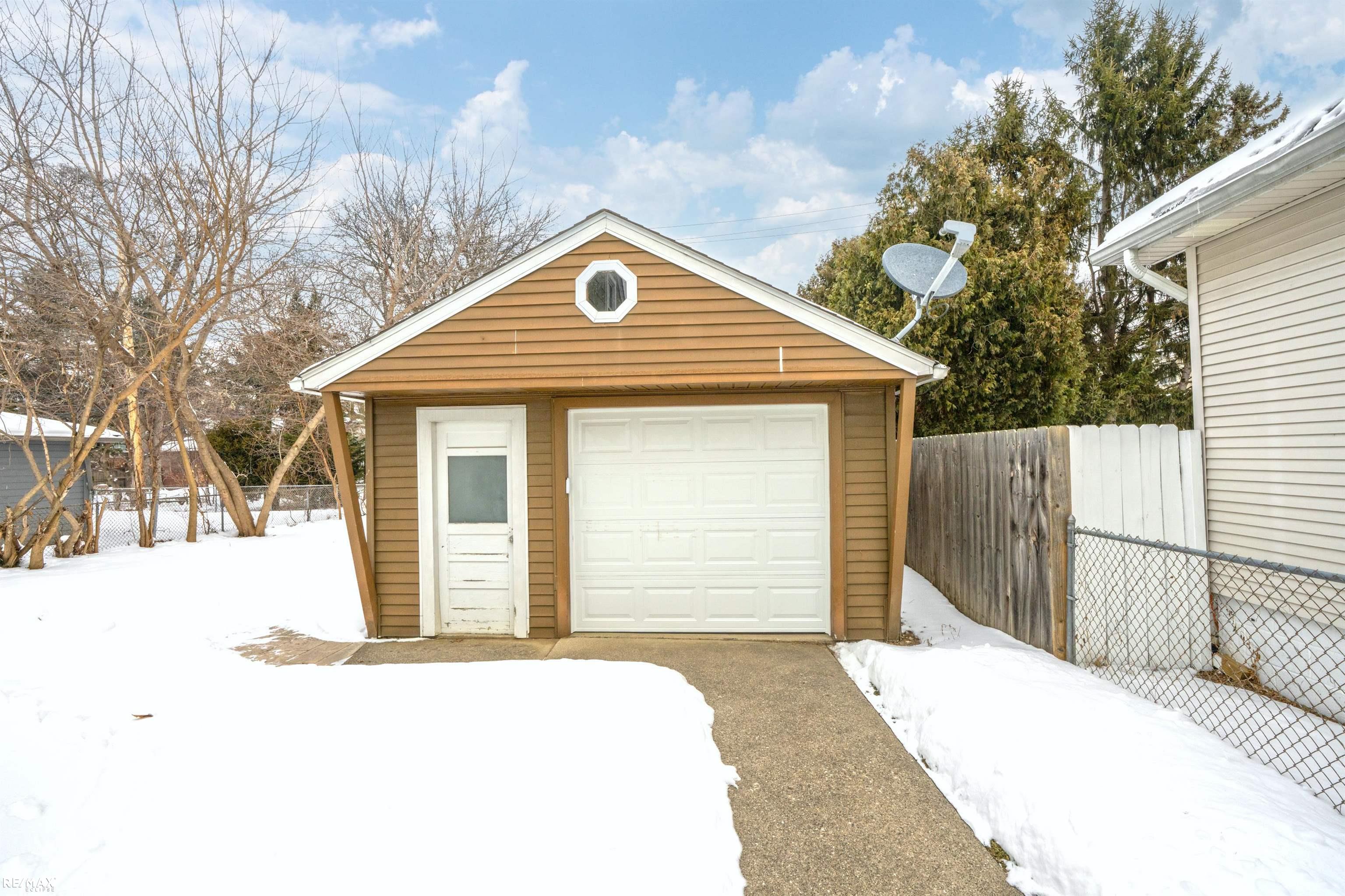 Royal Oak, MI, 48073-3466