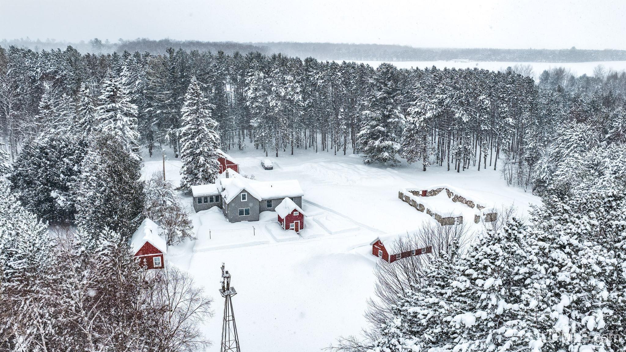 Homes for sale in Atlantic Mine, MI | 13144 Liminga Rd, Atlantic Mine, MI 49905 | MLS# 50198792