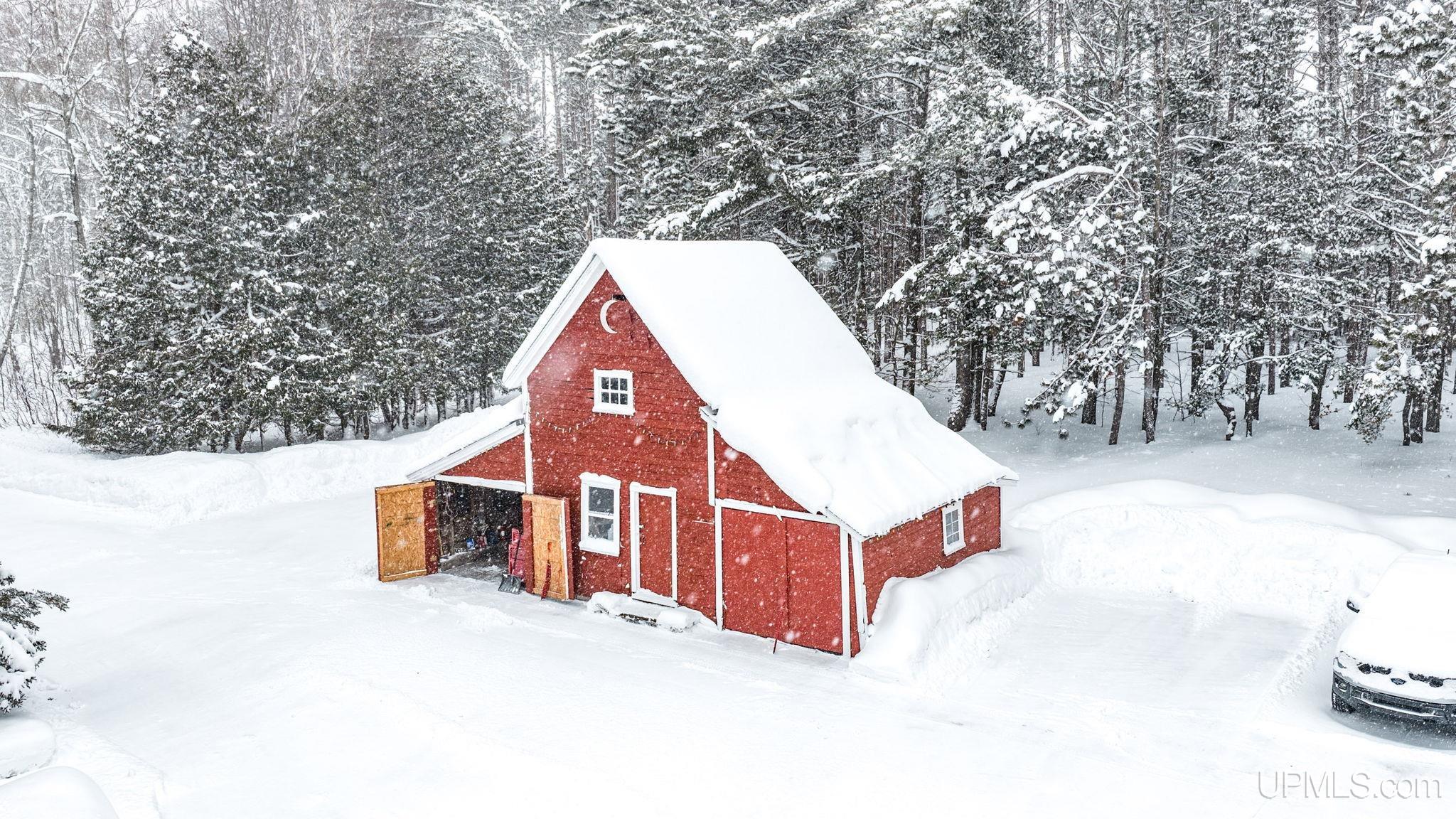 Homes for sale in Atlantic Mine, MI | 13144 Liminga Rd, Atlantic Mine, MI 49905 | MLS# 50198792