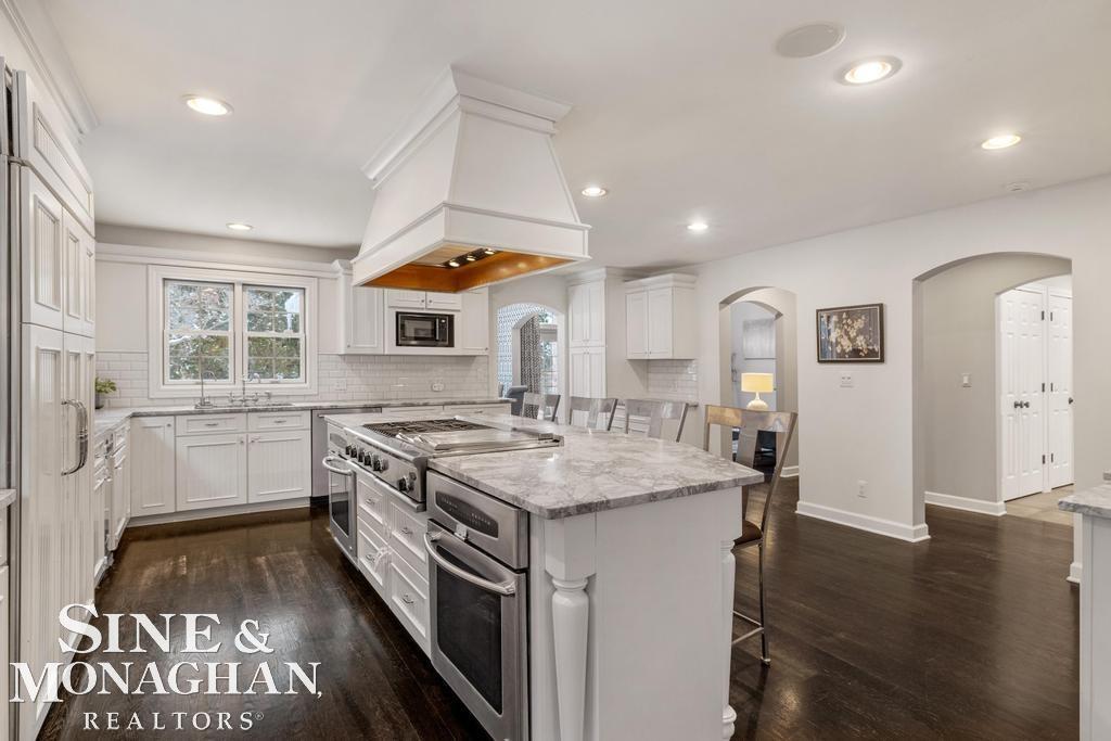 520 Pleasant Street, Birmingham, MI, 48009