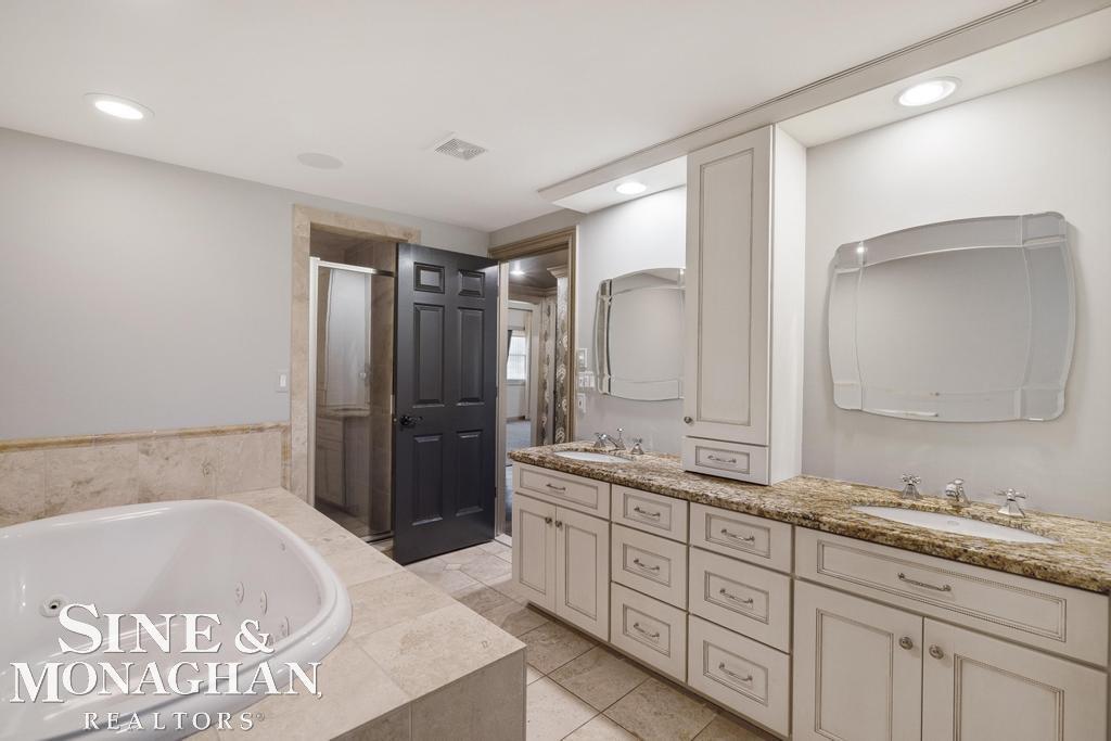 520 Pleasant Street, Birmingham, MI, 48009