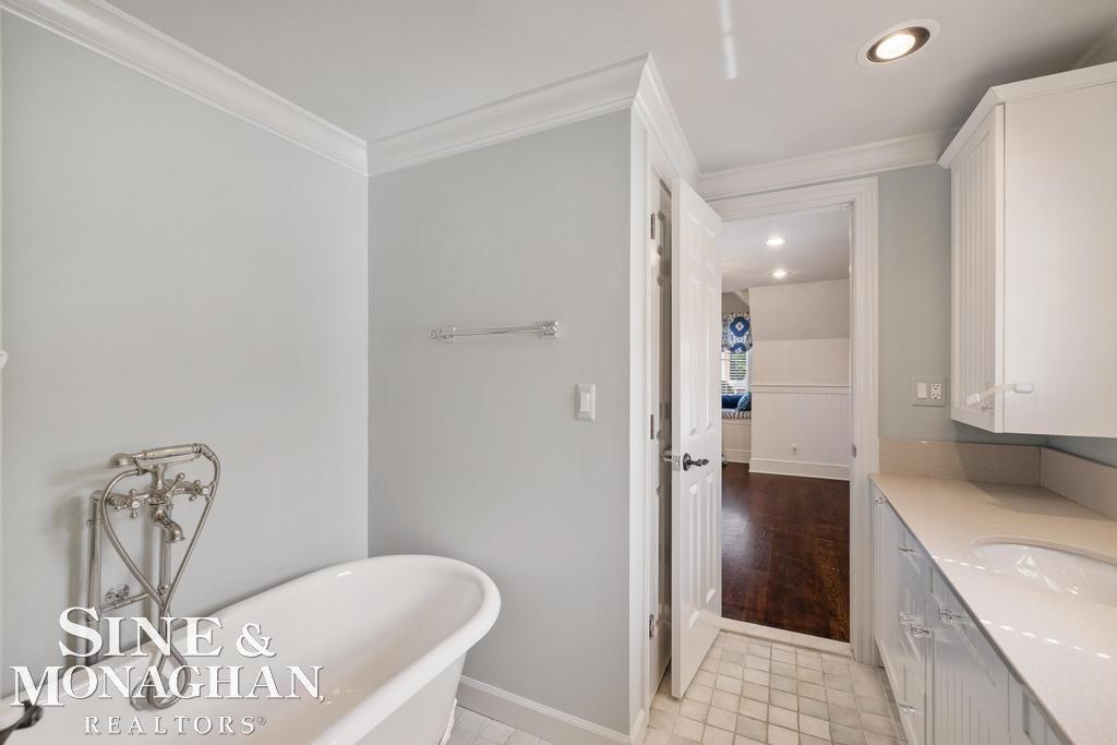 520 Pleasant Street, Birmingham, MI, 48009