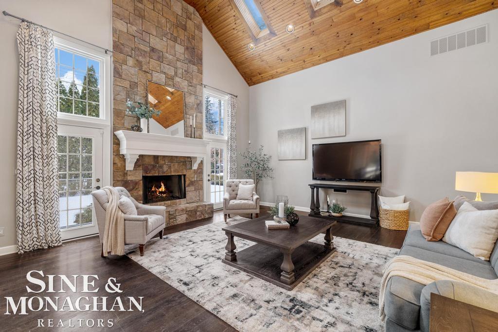 520 Pleasant Street, Birmingham, MI, 48009