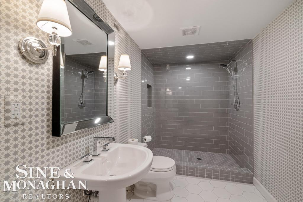 520 Pleasant Street, Birmingham, MI, 48009