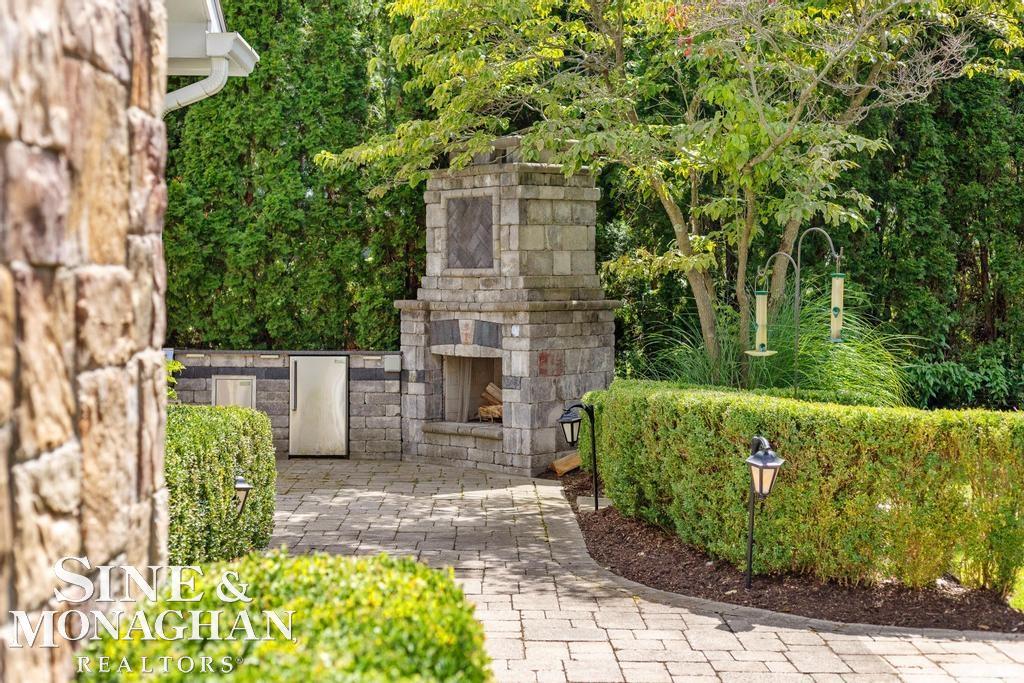 520 Pleasant Street, Birmingham, MI, 48009