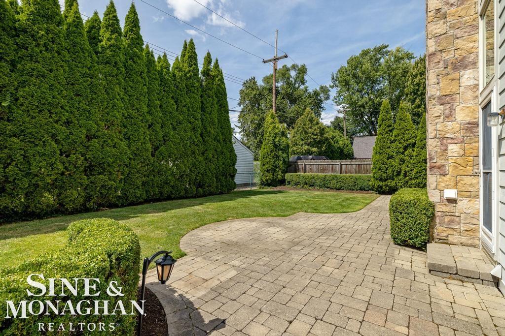 520 Pleasant Street, Birmingham, MI, 48009