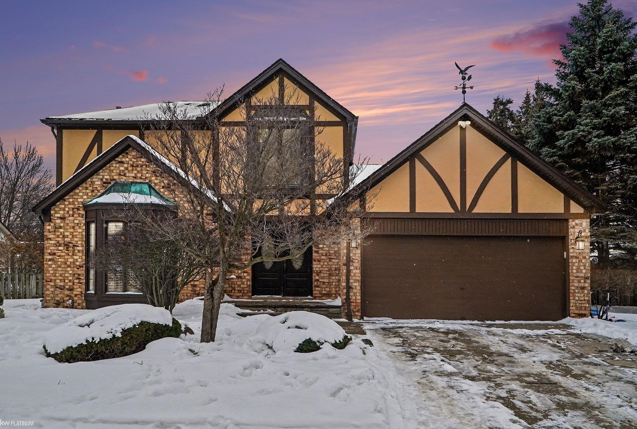 16246 Woodstream DR ClintonCharterTownship_Macomb Michigan 48038