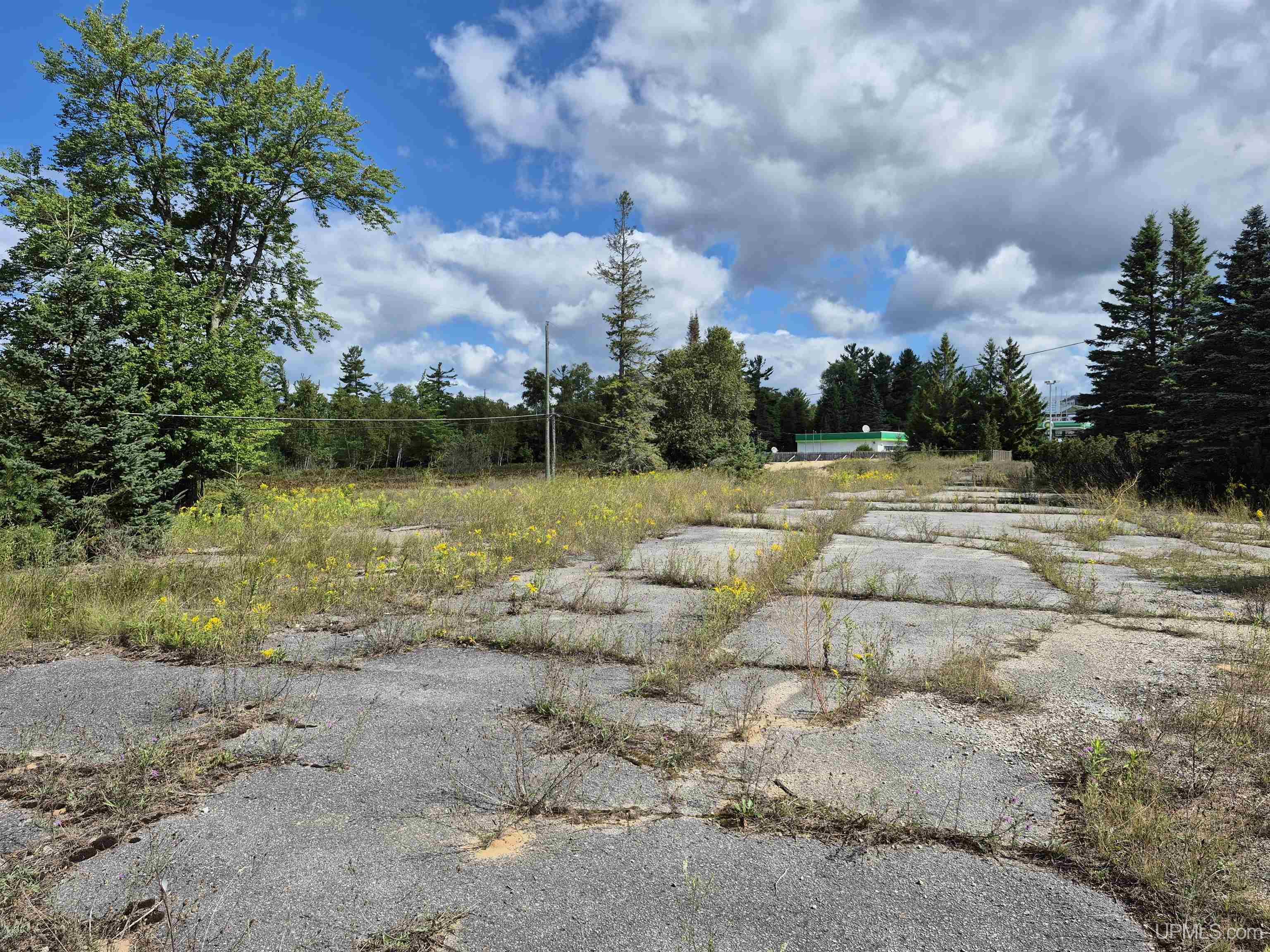 6838 W Us2 Highway, Manistique, MI, 49854