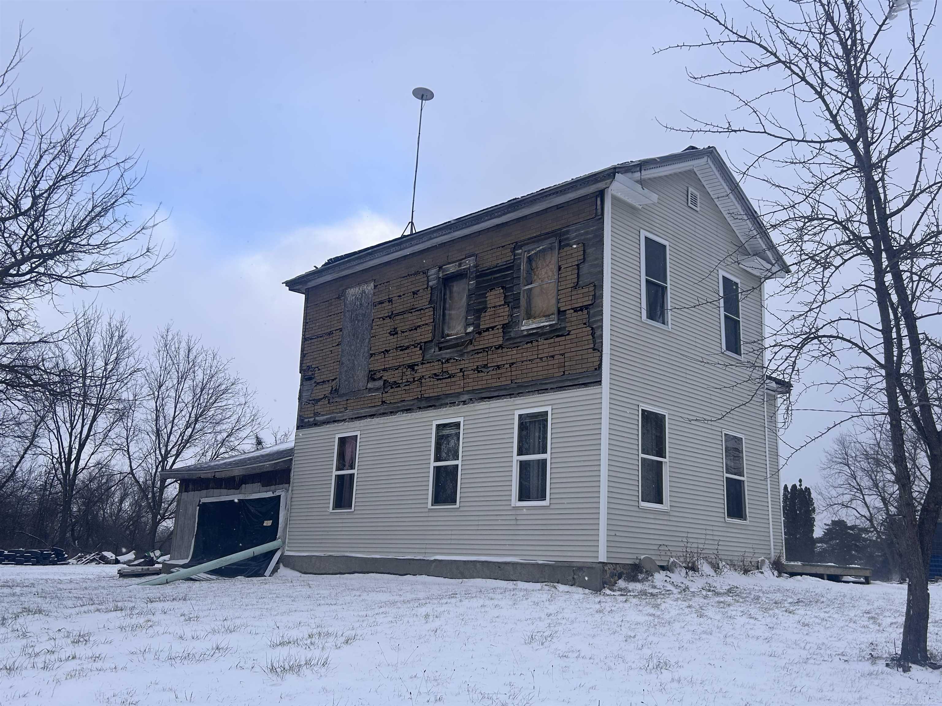 Homes for sale in Lyons, MI | 1220 E Bridge St, Lyons, MI 48851 | MLS# 50198813