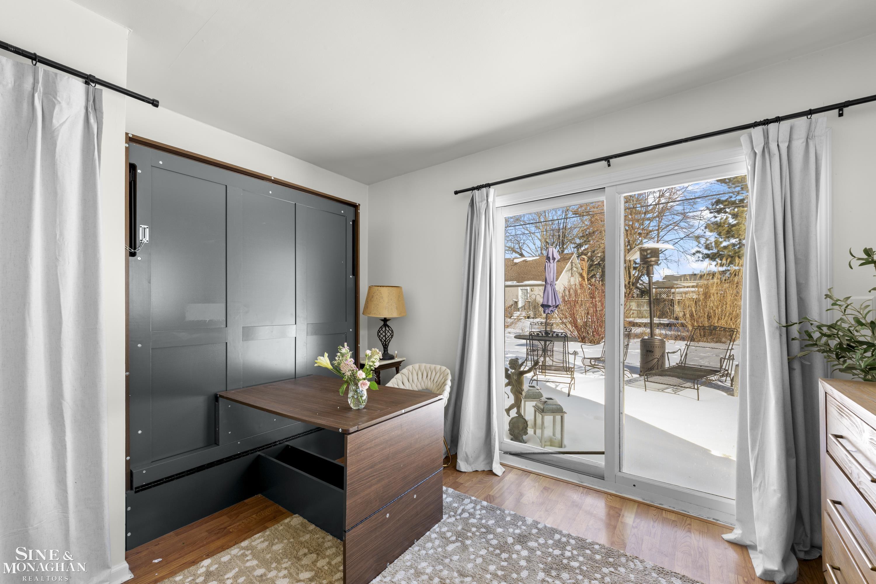 Saint Clair Shores, MI, 48081