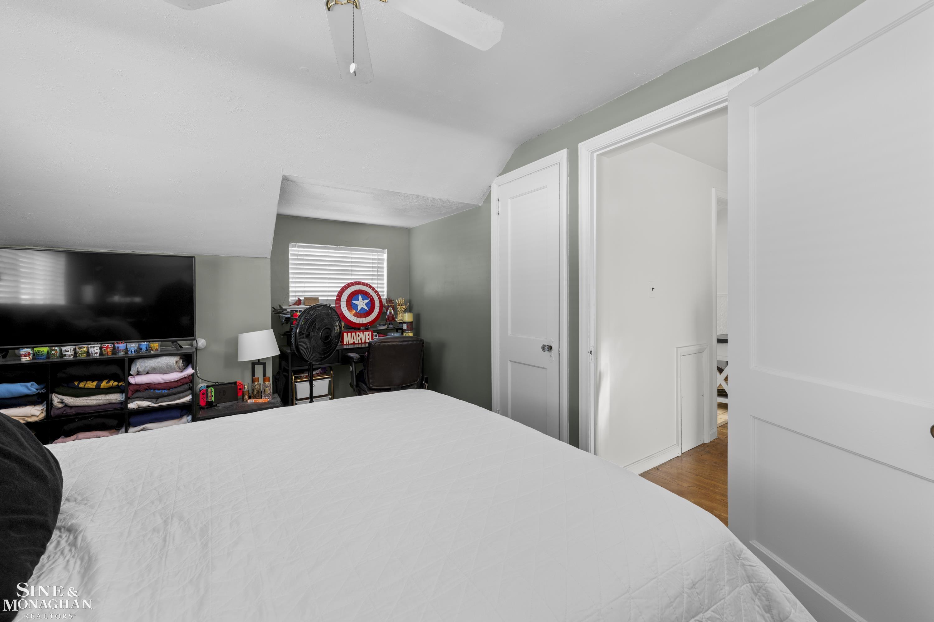 Saint Clair Shores, MI, 48081