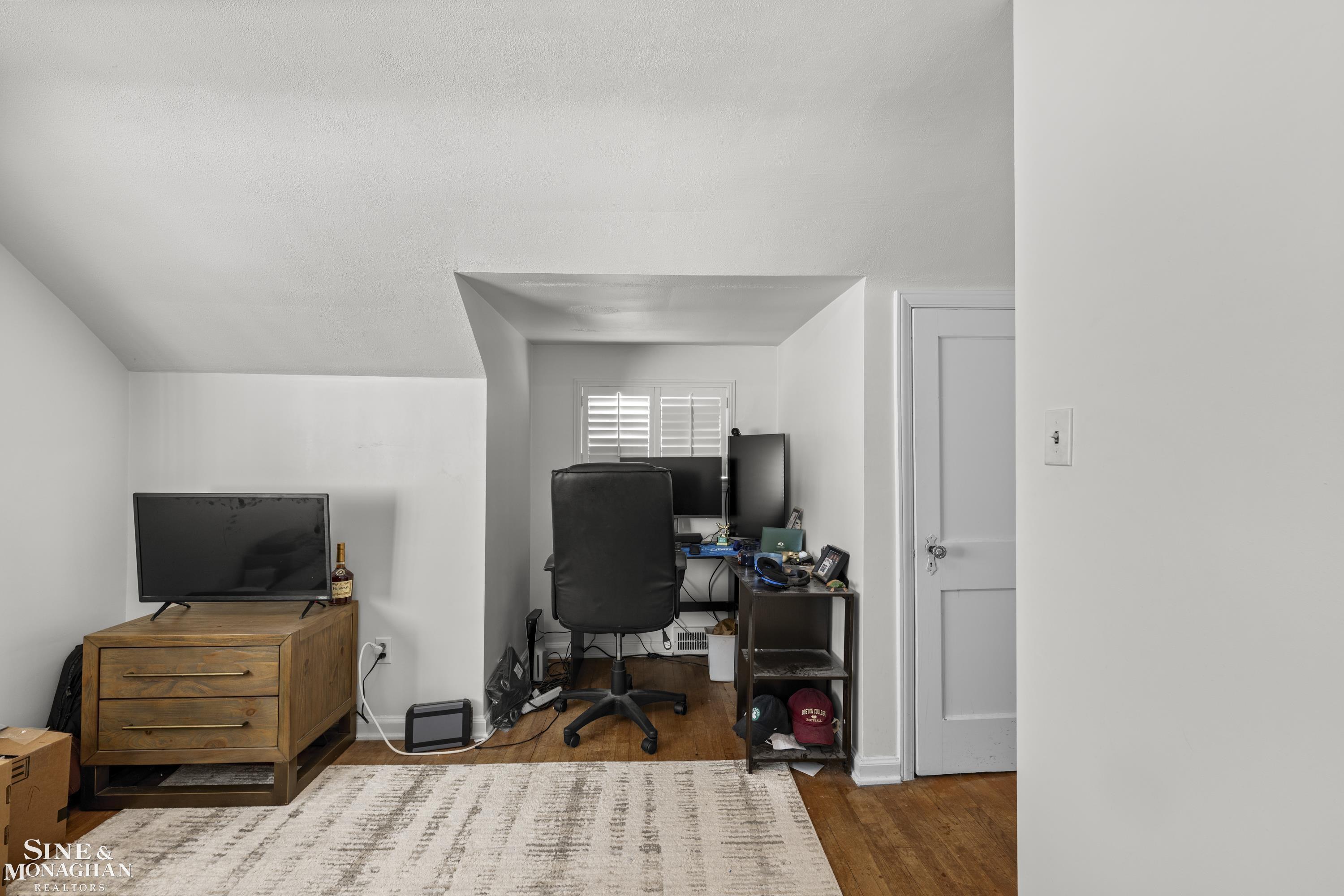 Saint Clair Shores, MI, 48081