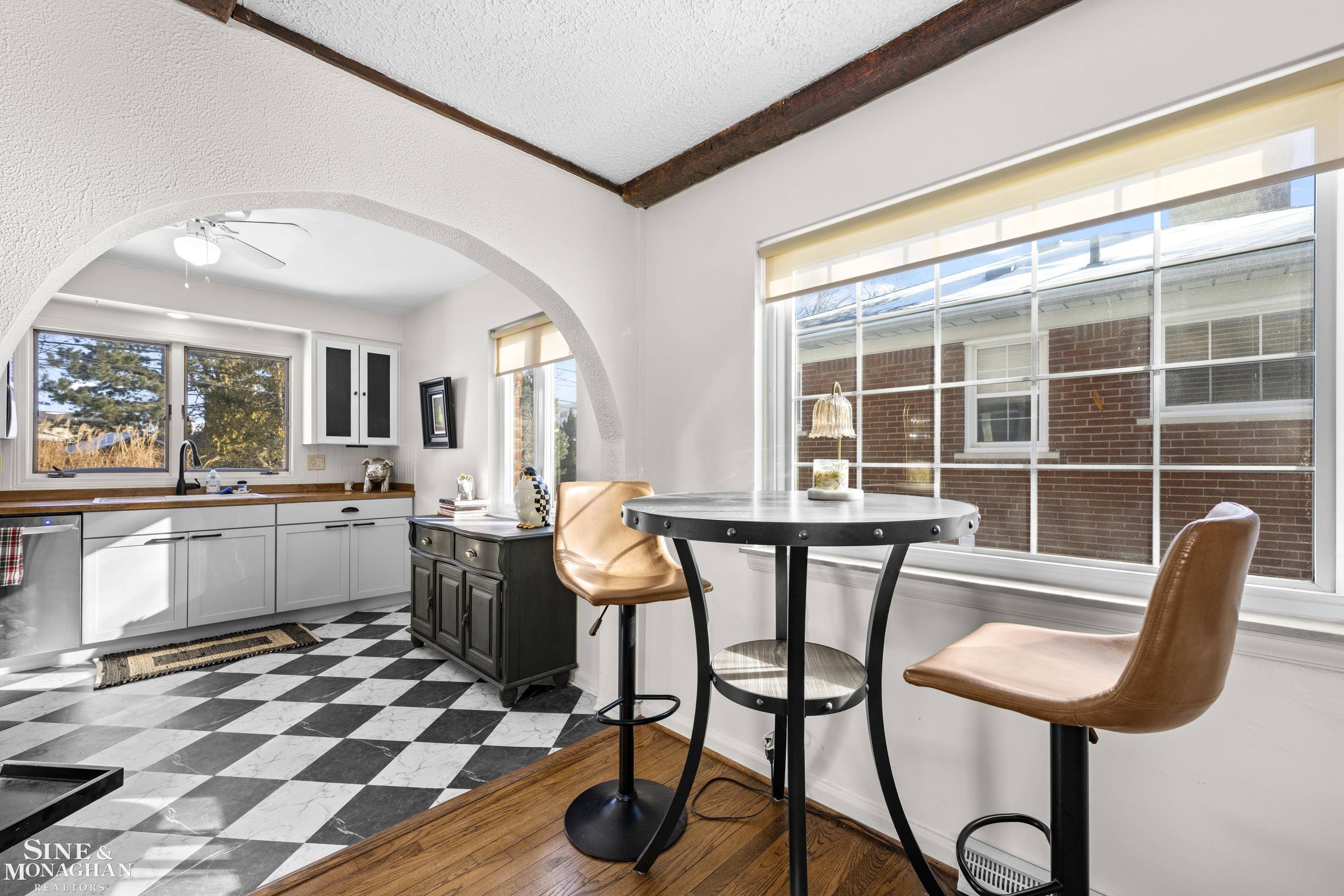 Saint Clair Shores, MI, 48081