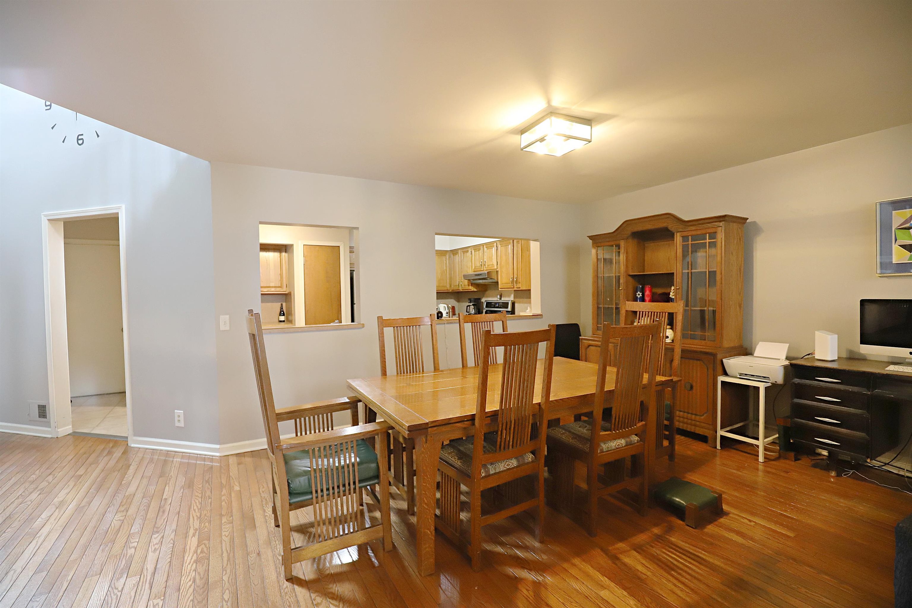 108 Riverview, Flushing, MI 48433 Photo