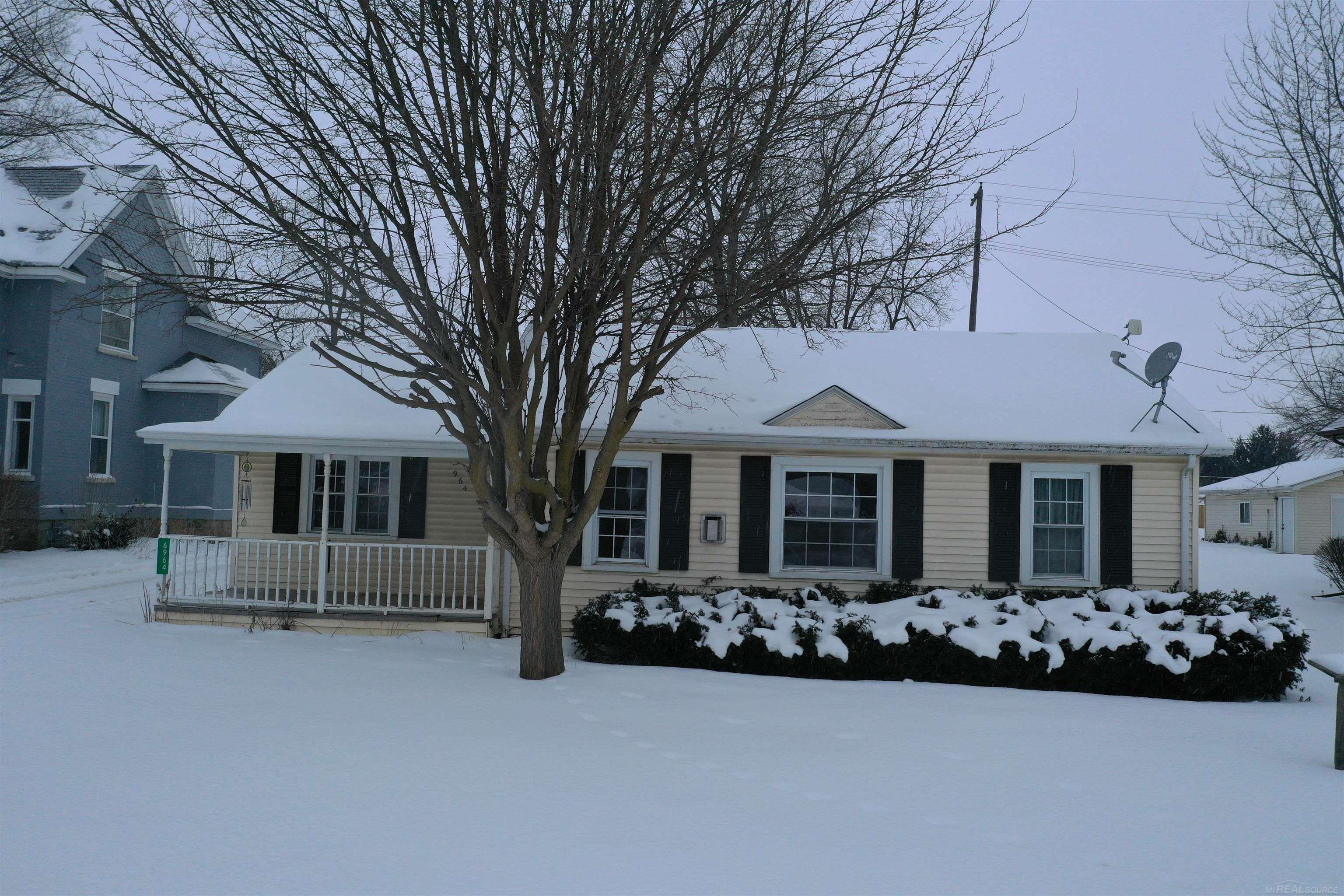 Homes for sale in Brown City, MI | 6964 George St, Brown City, MI 48416 | MLS# 50198851