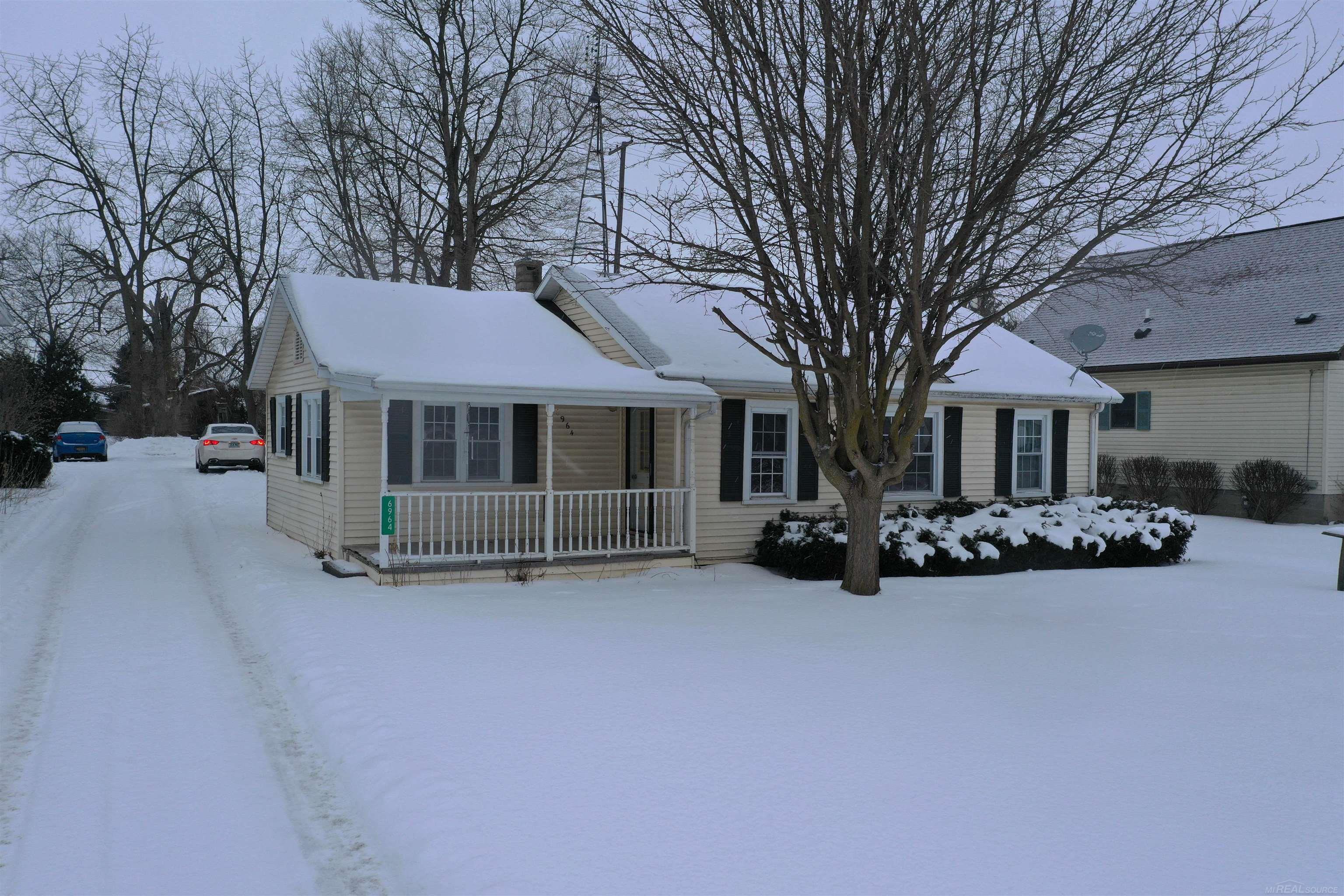 Homes for sale in Brown City, MI | 6964 George St, Brown City, MI 48416 | MLS# 50198851