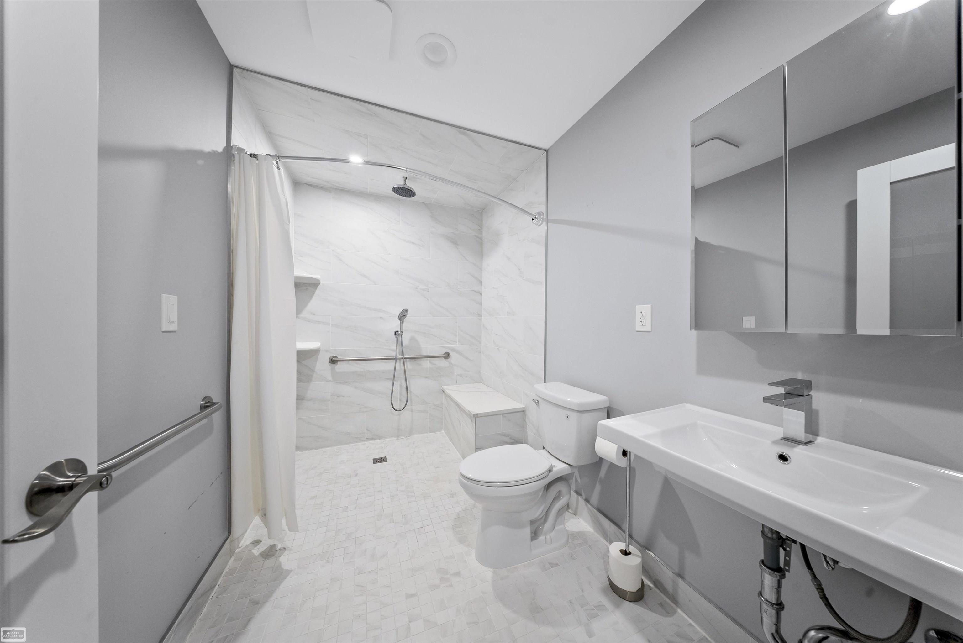 1030 Bishop Road photo 24