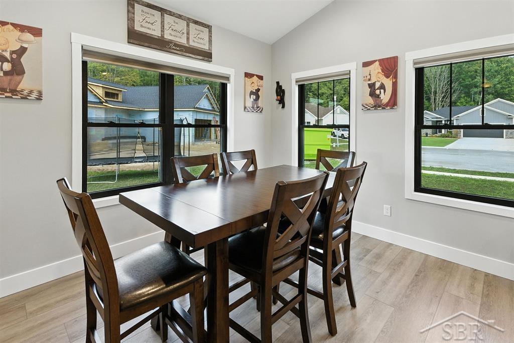 701 Broadhead Drive, Midland, MI, 48642