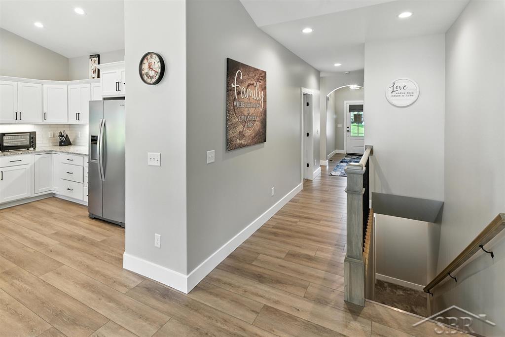 701 Broadhead Drive, Midland, MI, 48642