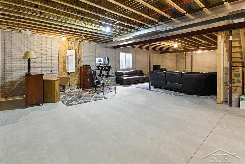 701 Broadhead Drive, Midland, MI, 48642