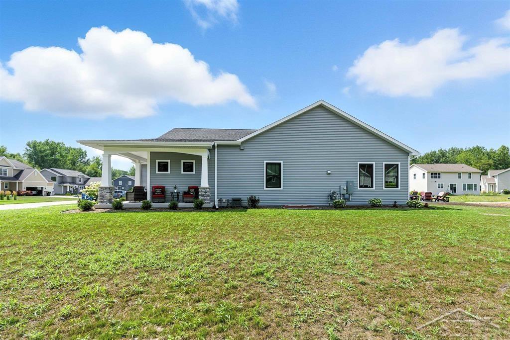 701 Broadhead Drive, Midland, MI, 48642