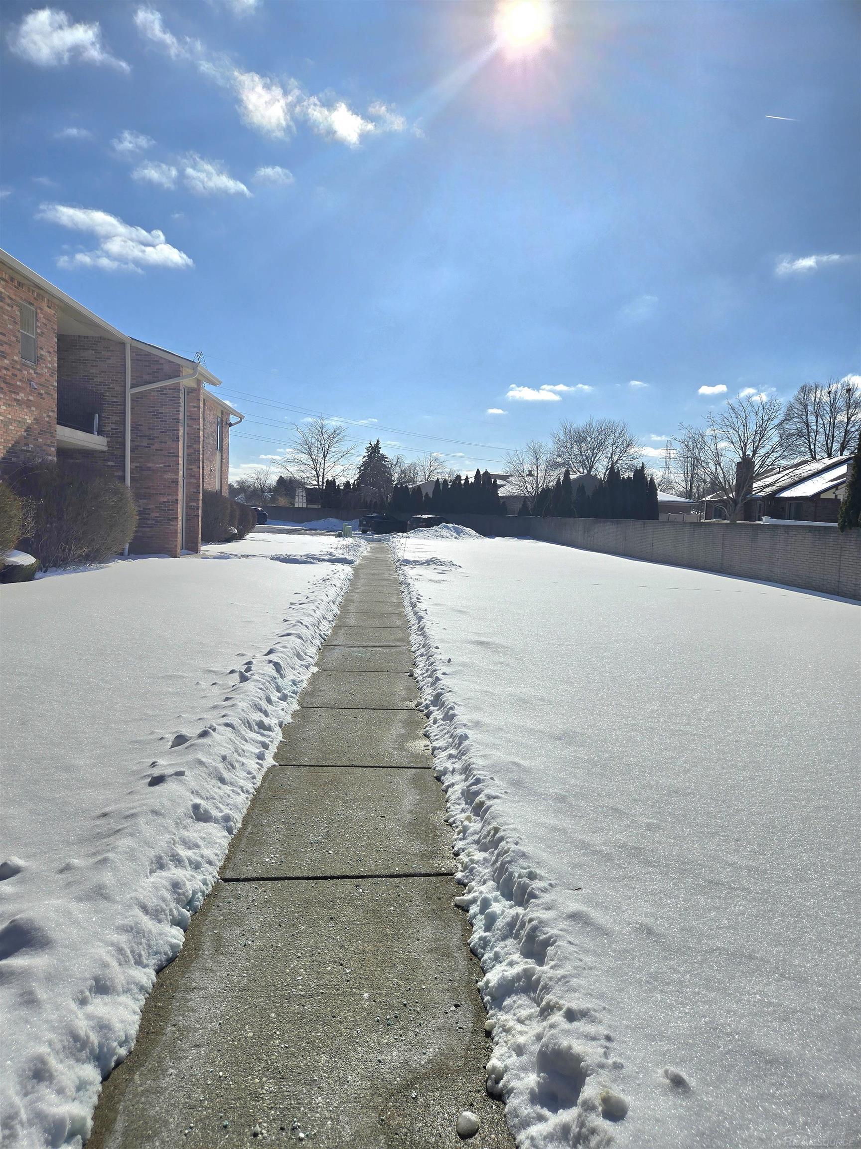 Homes for sale in Sterling Heights, MI | 43243 Cape Dr #6, Sterling Heights, MI 48313 | MLS# 50198887