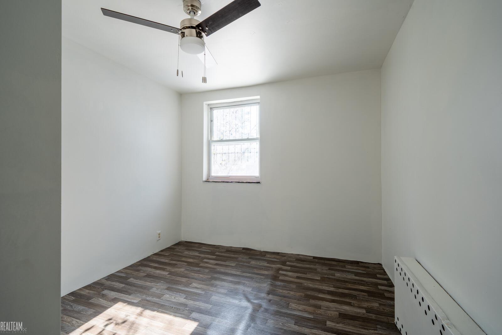 23391 Lawson Avenue photo 14