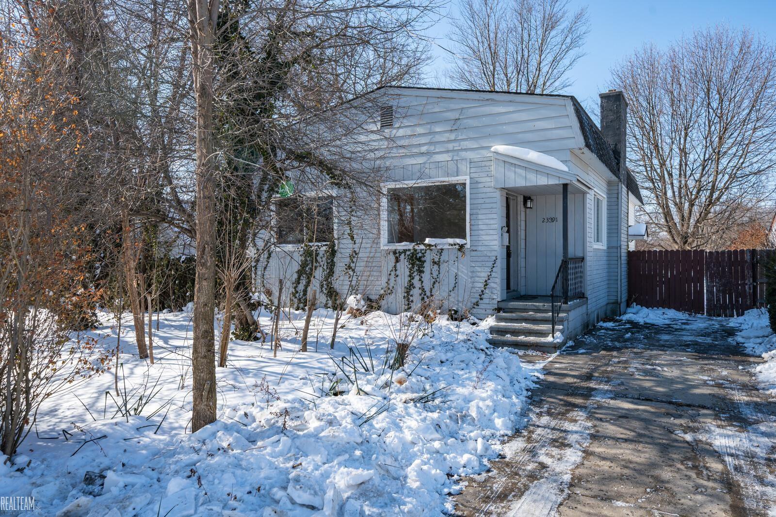 23391 Lawson Avenue photo 20