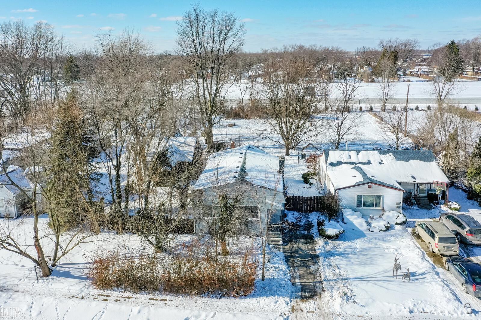 23391 Lawson Avenue photo 3