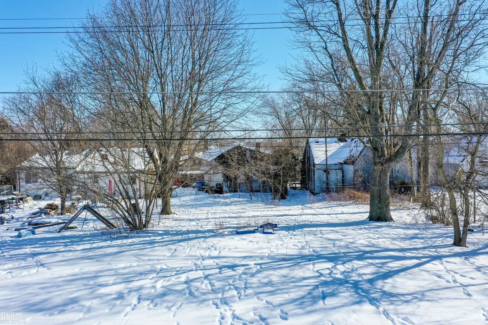 23391 Lawson Avenue photo 5
